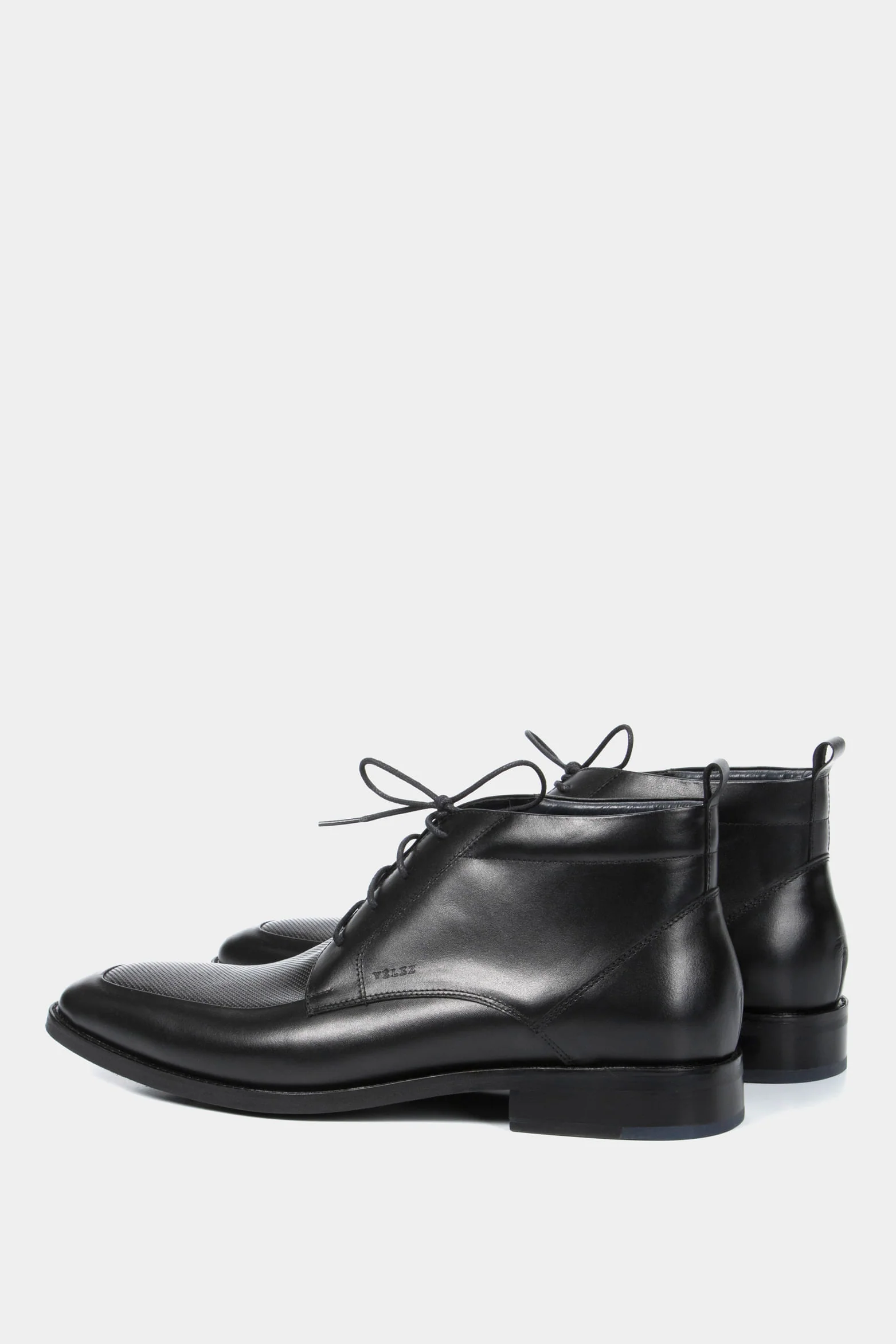 Men’s Classic Office Leather Boots in Black - Image 3