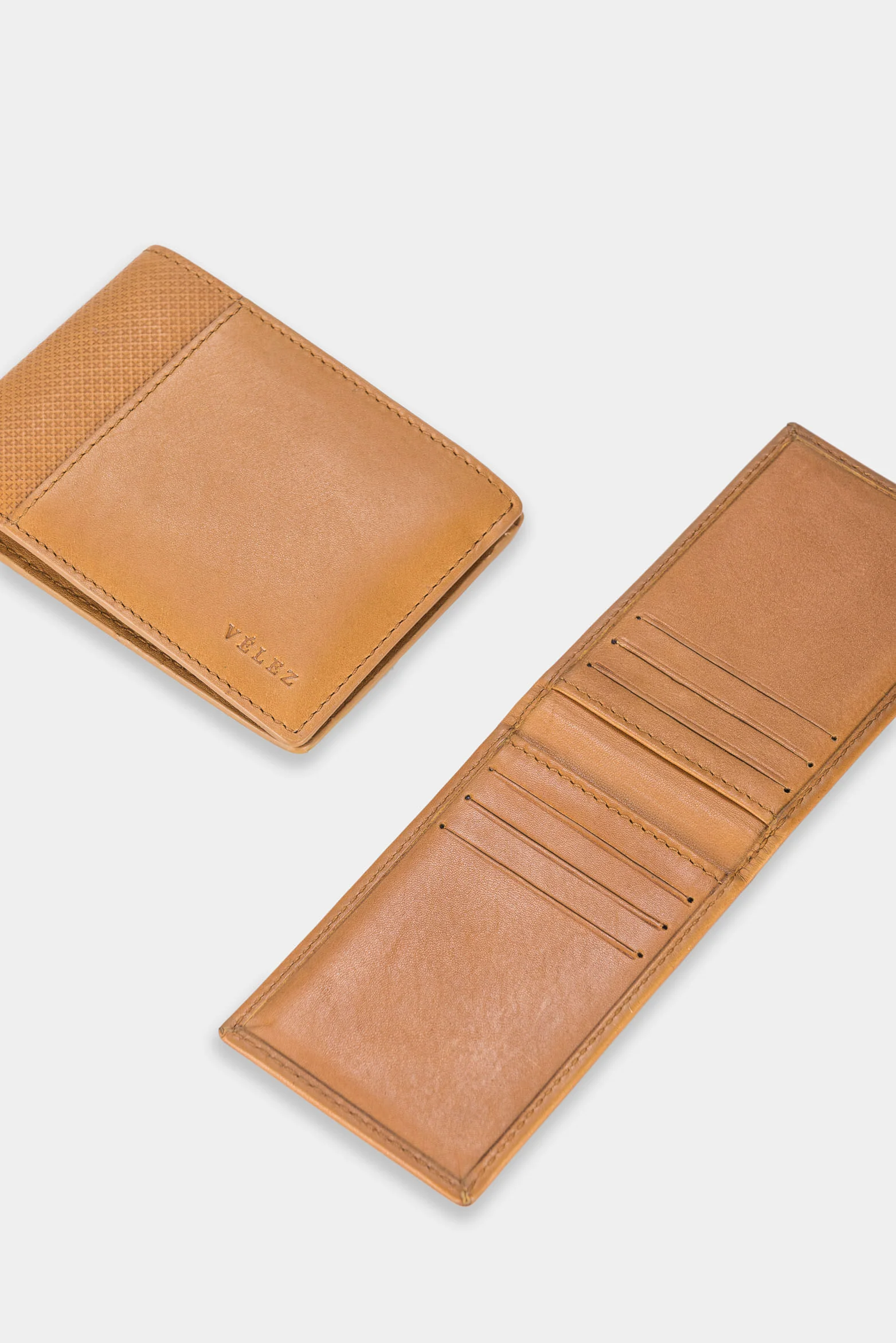 Men’s Draco Leather Wallet with Mixed Textures - Image 5