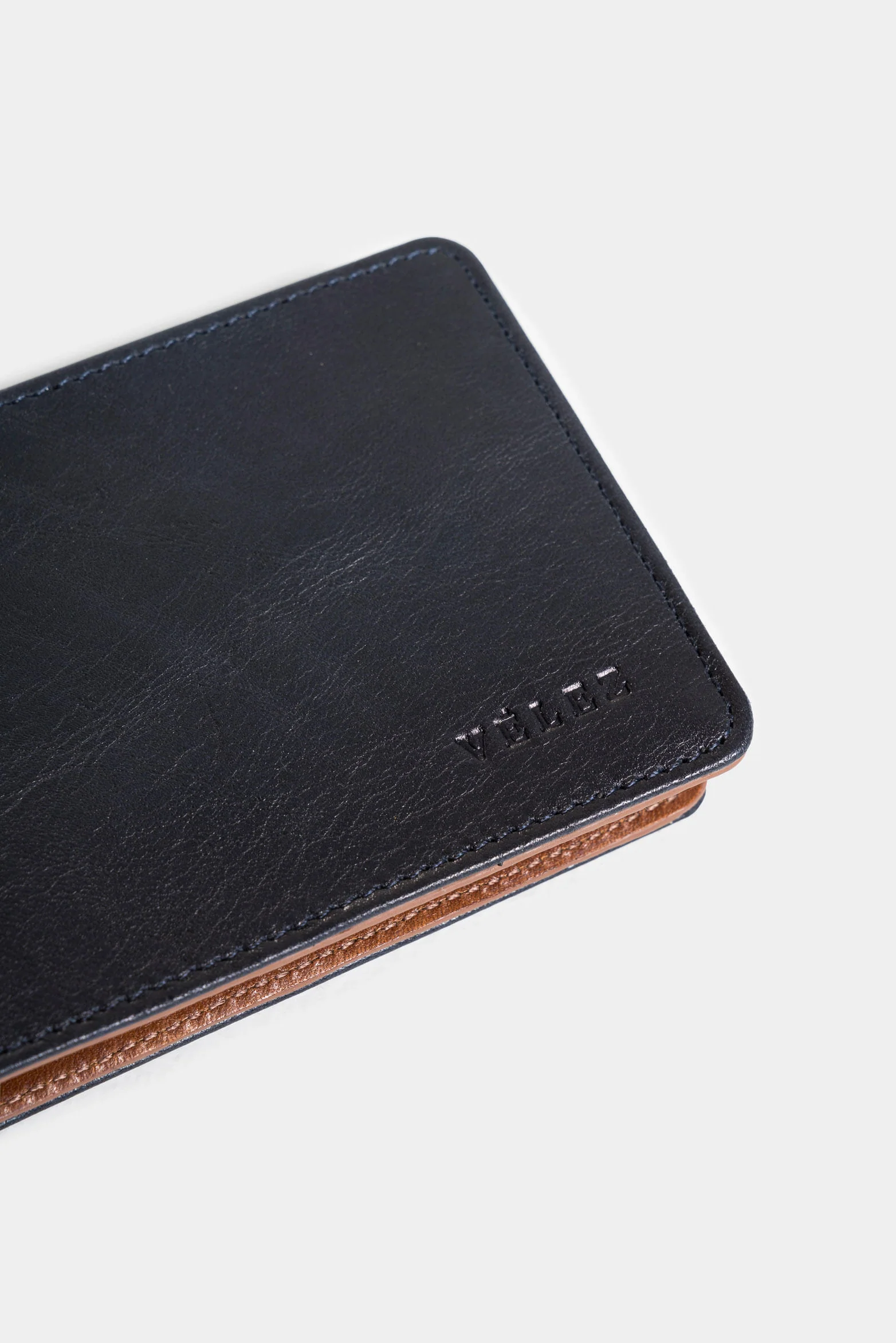 Men’s Helios Leather Money Clip Minimalist Silhouette - Image 4