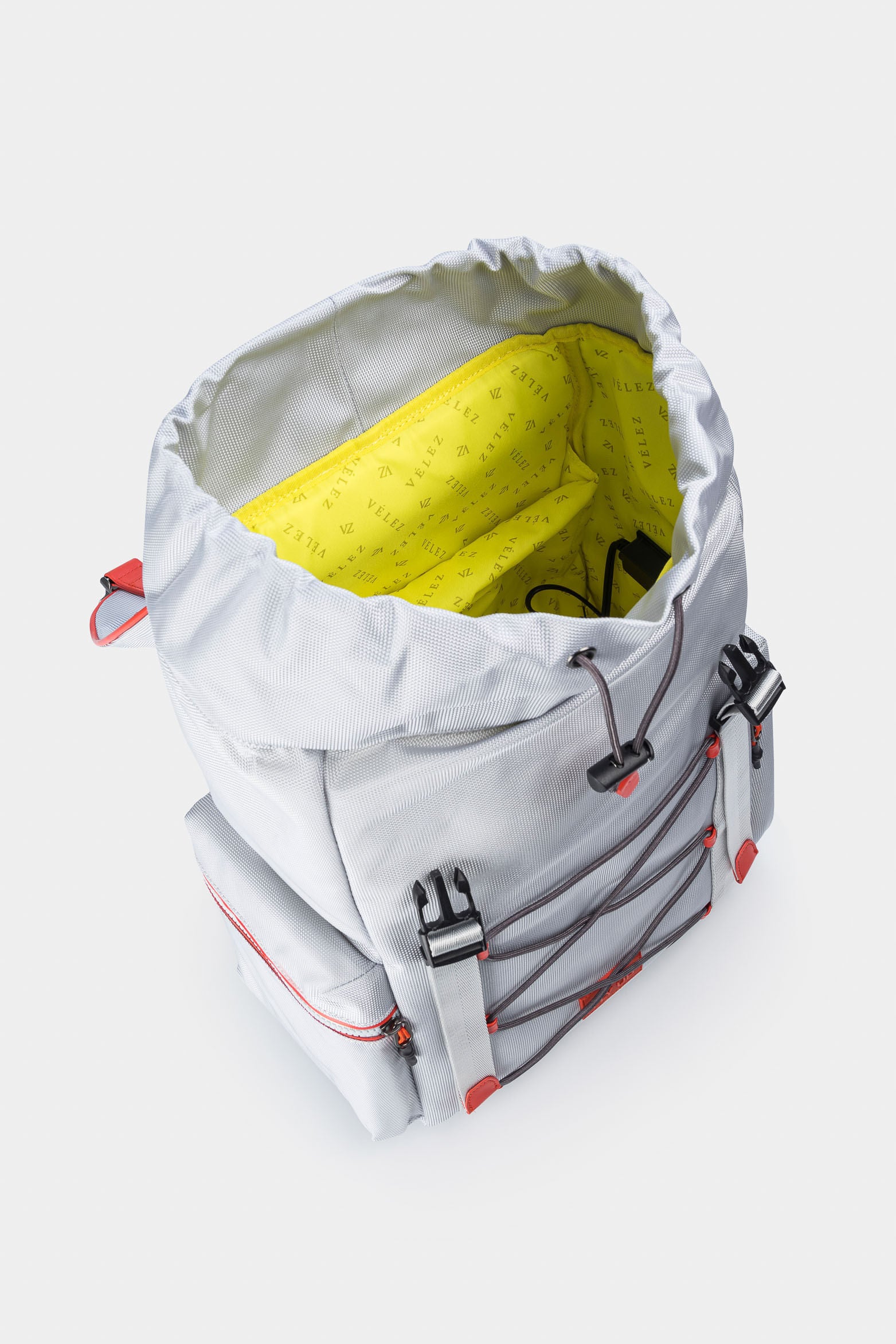 Men’s Konda Multifunctional Backpack in Canvas and Leather - Image 7