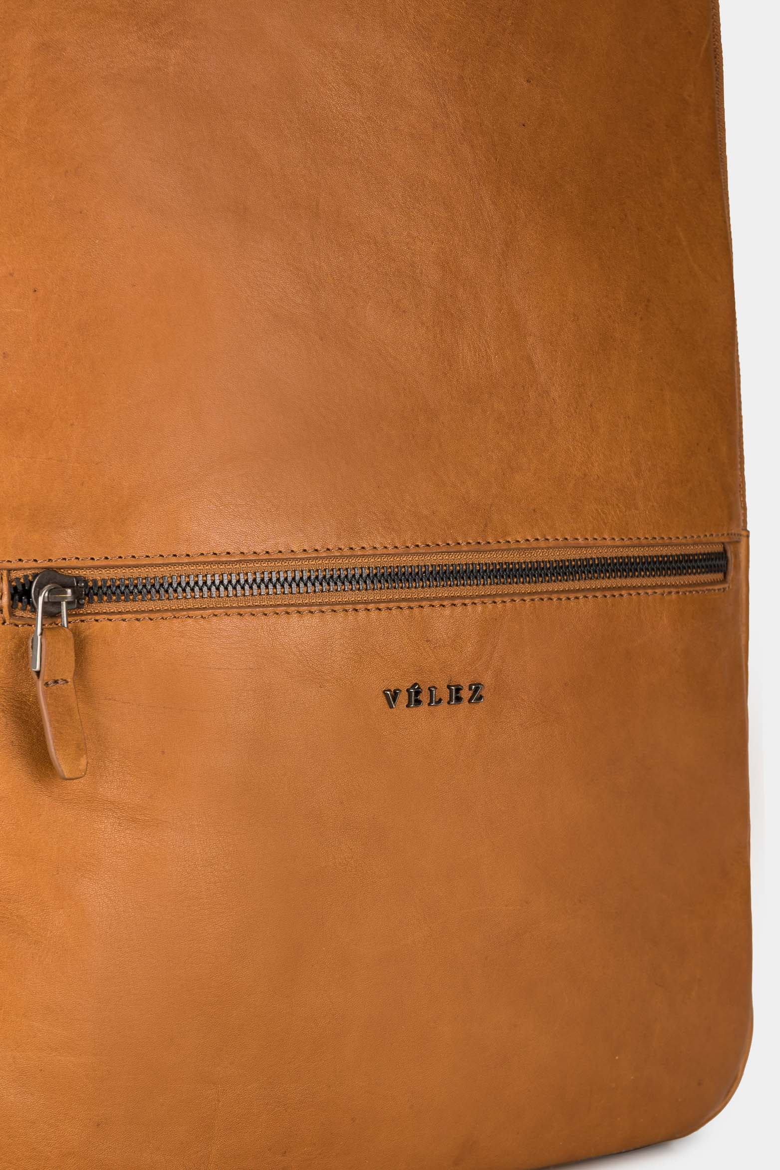 Men’s Persian Backpack in Aged Leather - Image 5