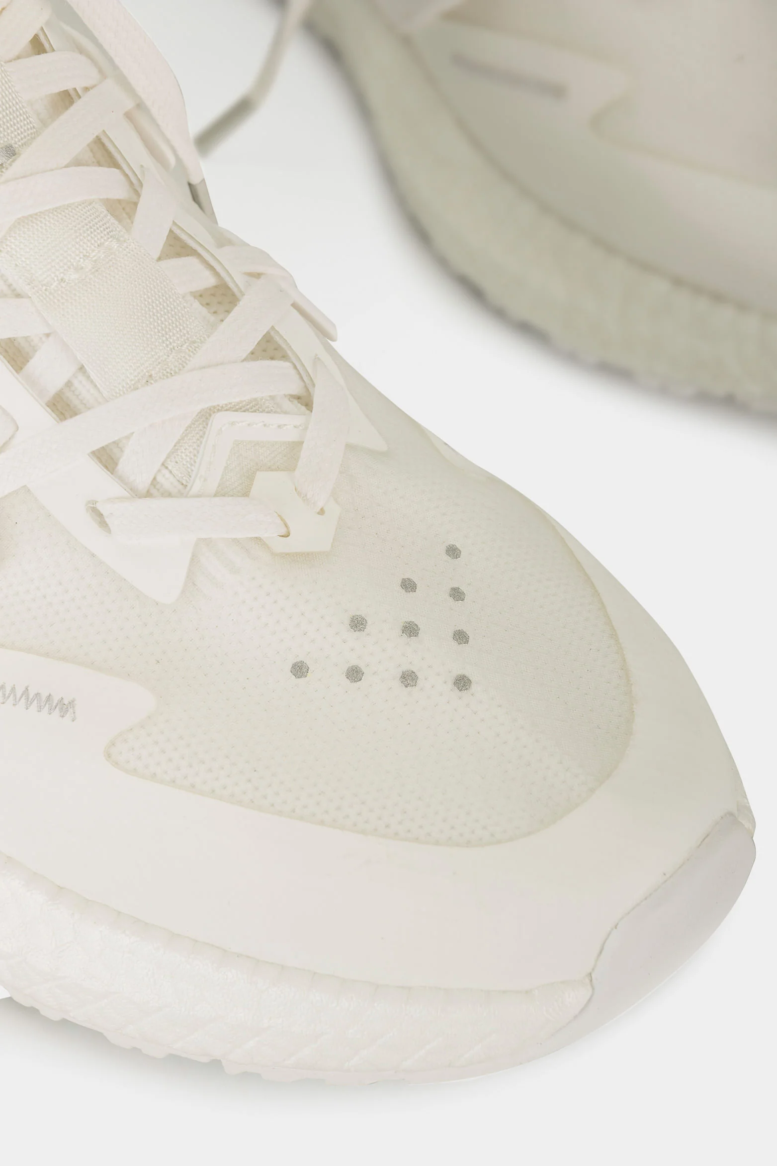 Men’s Retro Fly Up Sneakers in Tech Fabric - Image 10