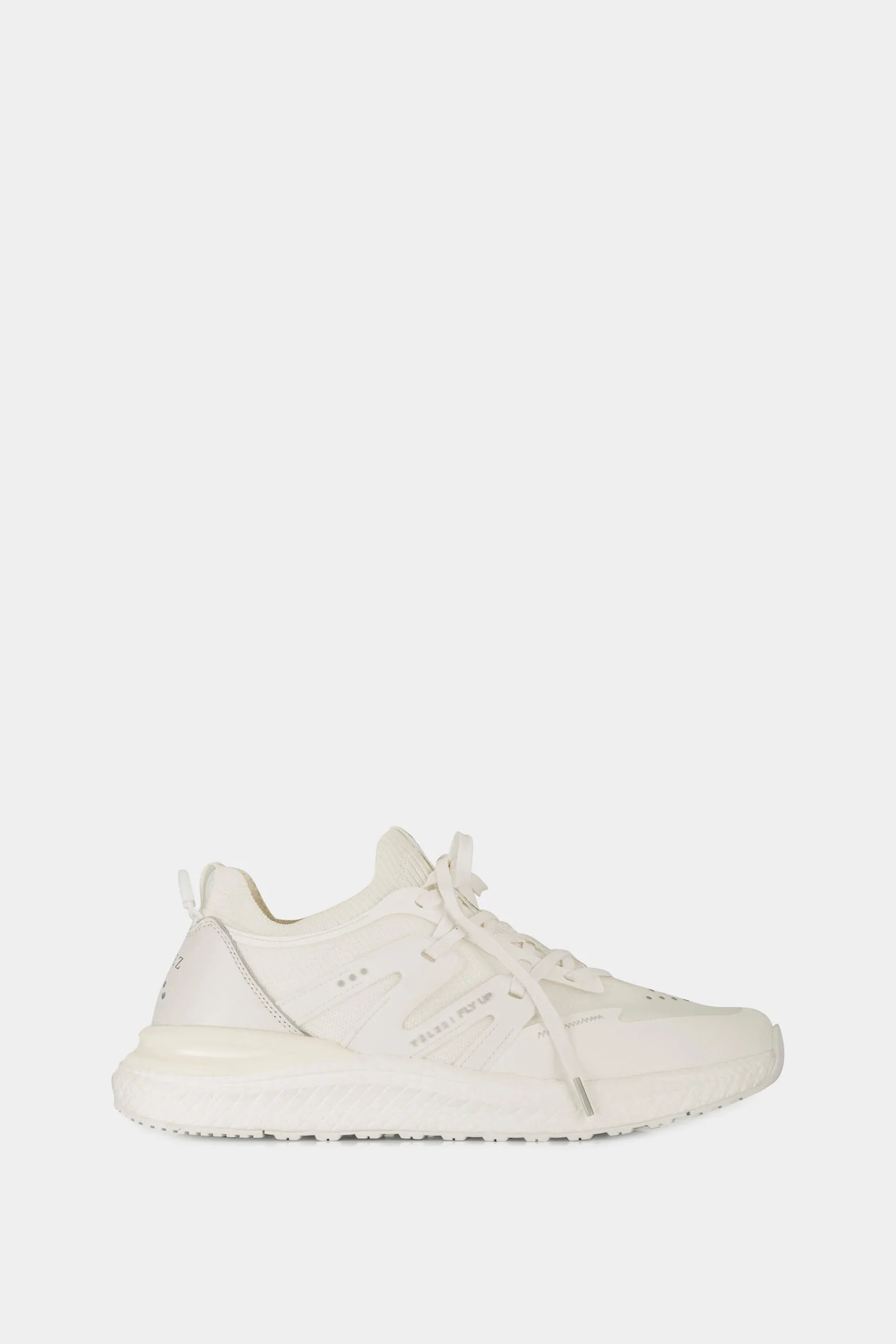 Men’s Retro Fly Up Sneakers in Tech Fabric - Image 7