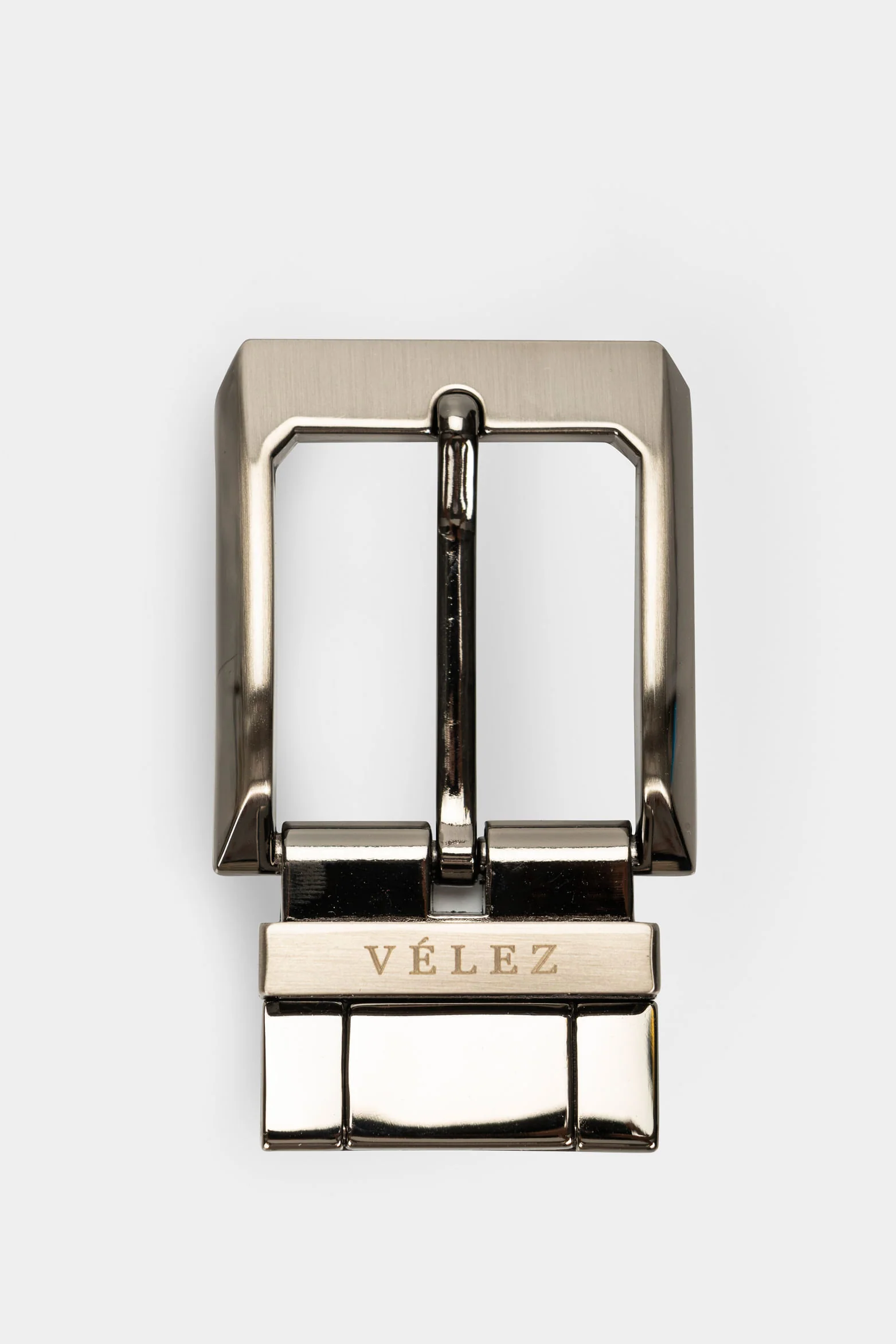 Men’s Reversible Formal Leather Belt with Two Buckle Options - Image 4