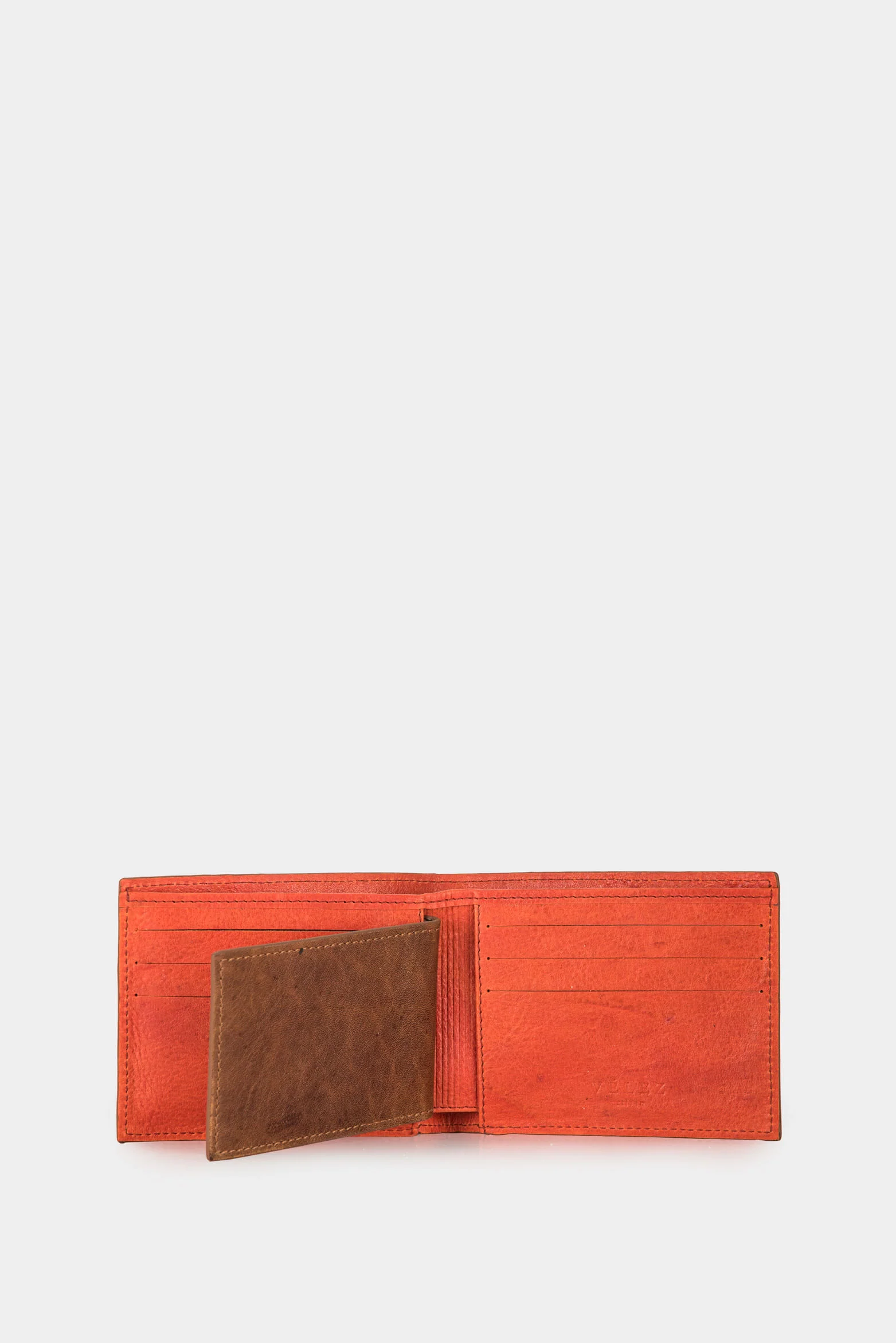 Men’s Vent Wallet in Smooth Leather with Metallic Appliqué - Image 2