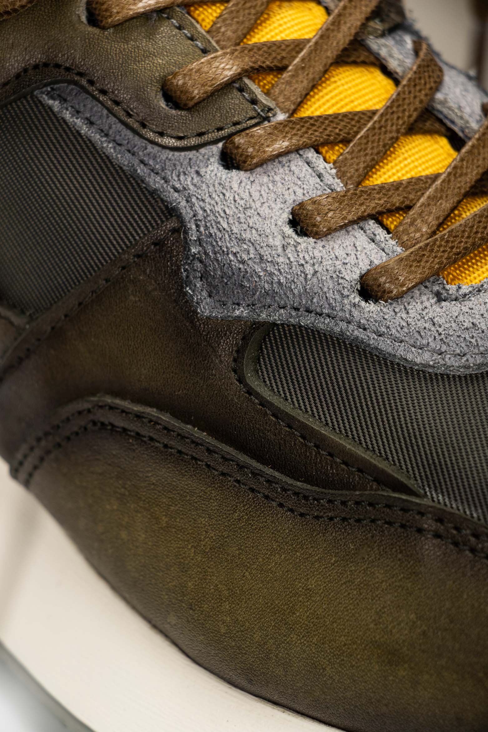 Men’s Venture Leather and Canvas Sneakers in Green with Mixed Textures - Image 5