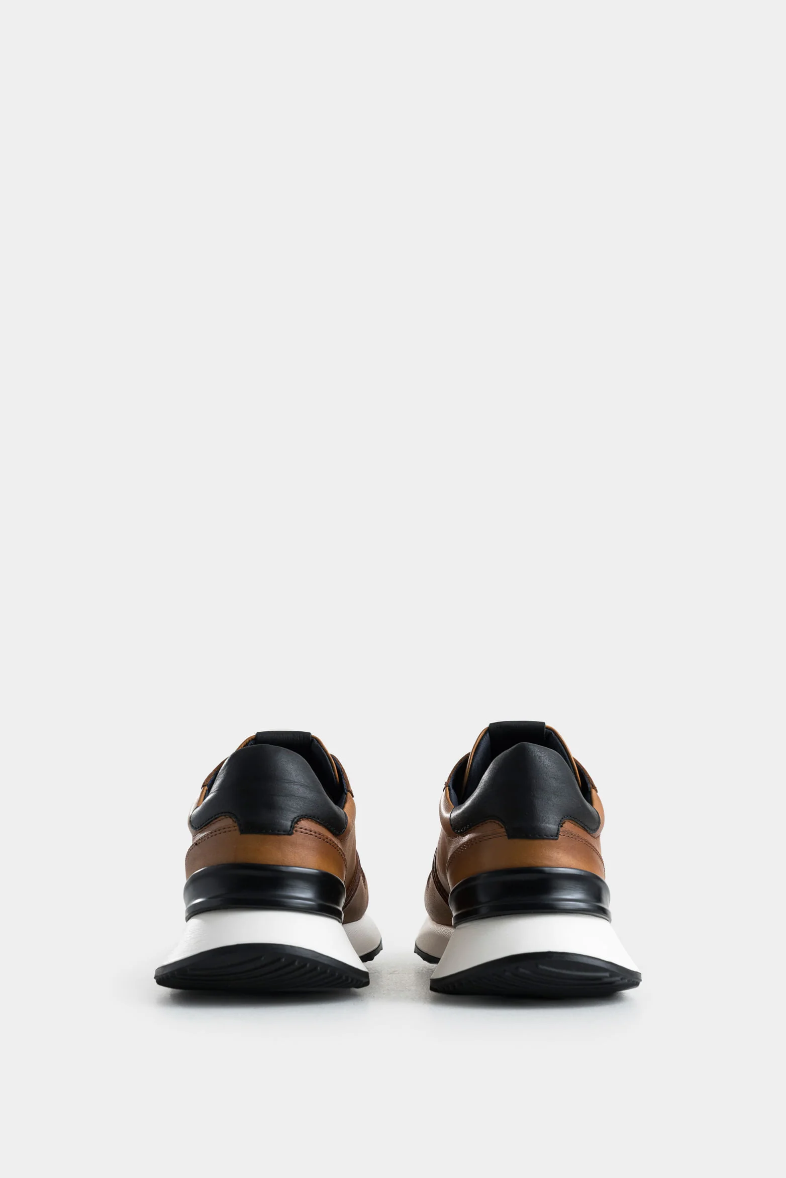 Men's Cooper 3 Leather Sneakers with Contrast Spoiler - Image 3