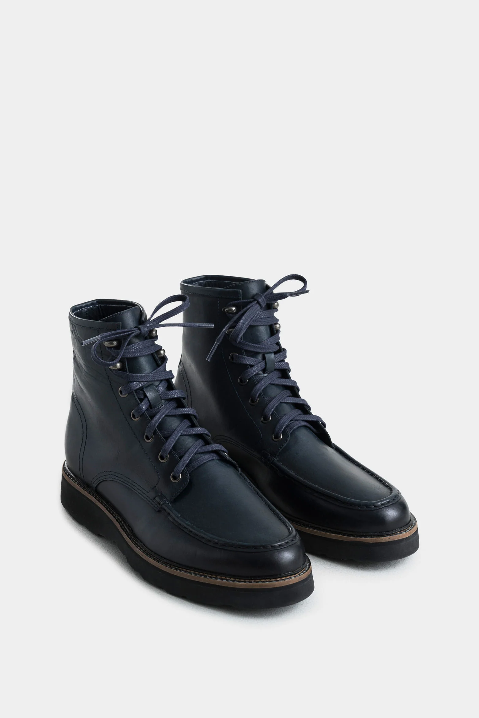 Men's Luster Leather Boots with Aged Effect - Image 2