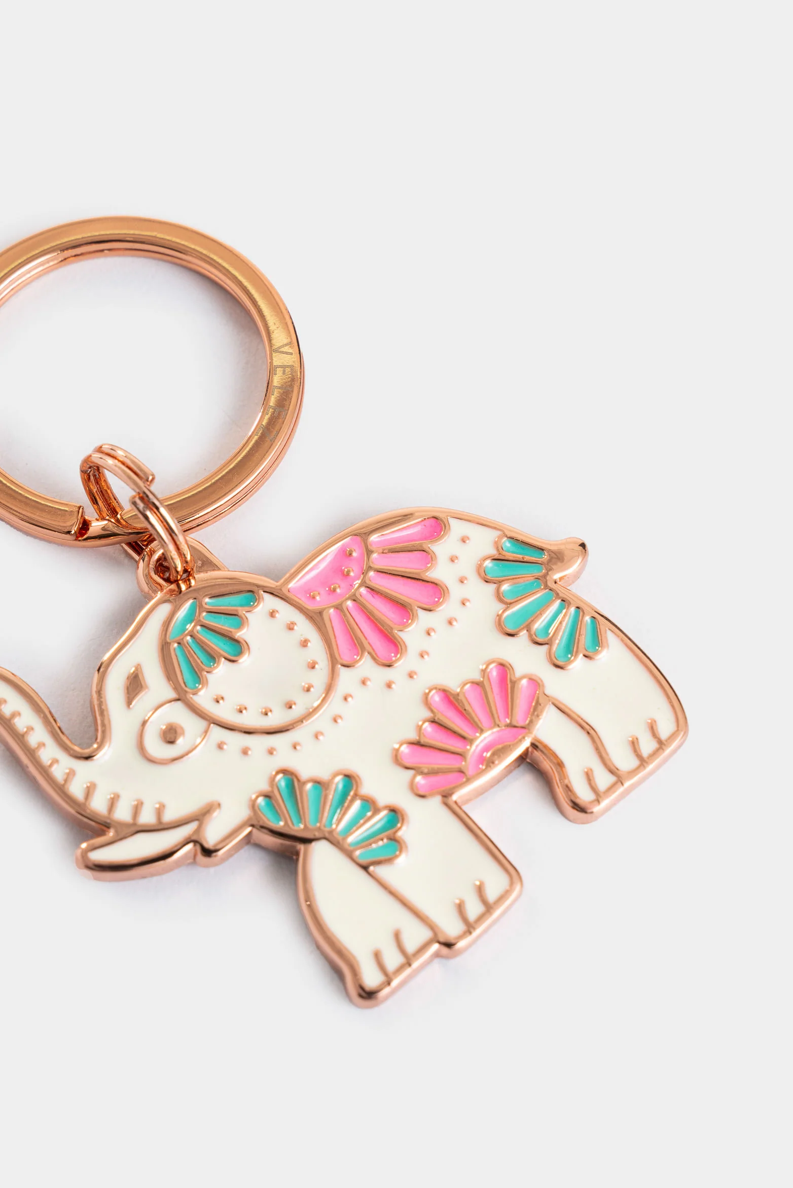 Metallic elephant keychain for women - Image 2