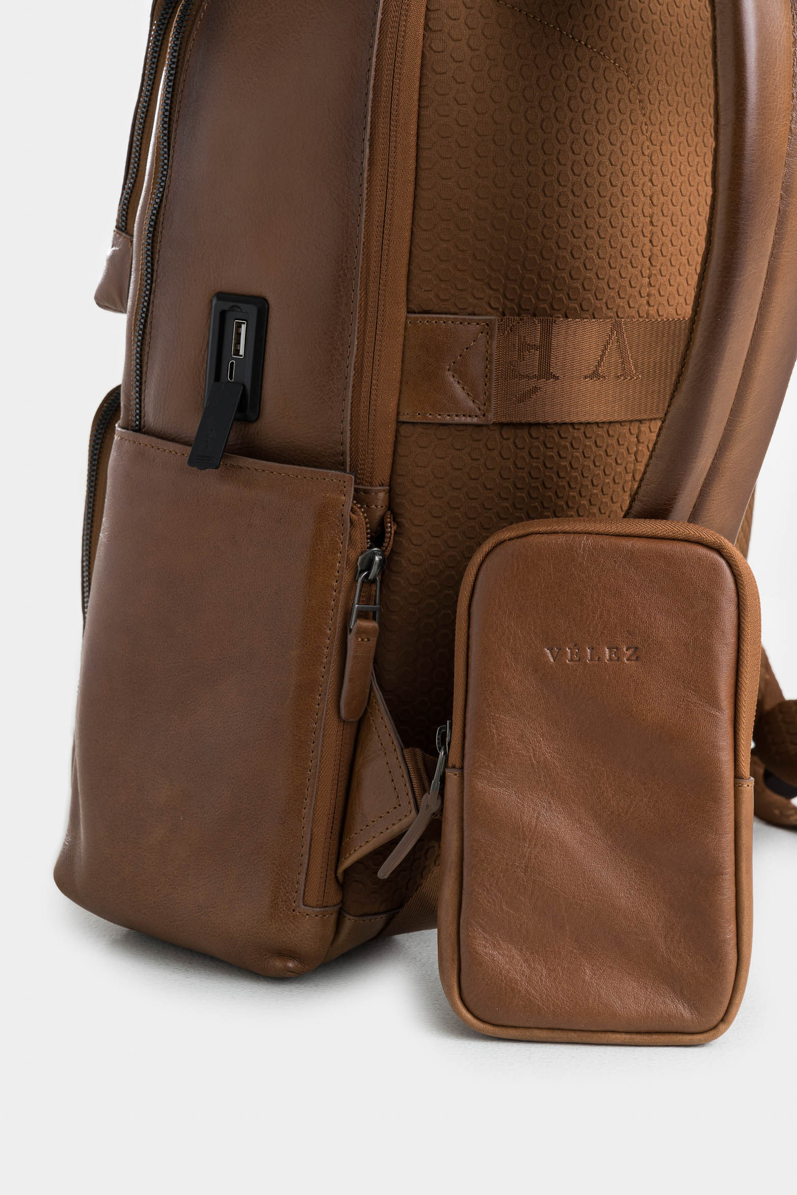 Monet 2 Leather Backpack with Contrast Handle for Men - Image 3