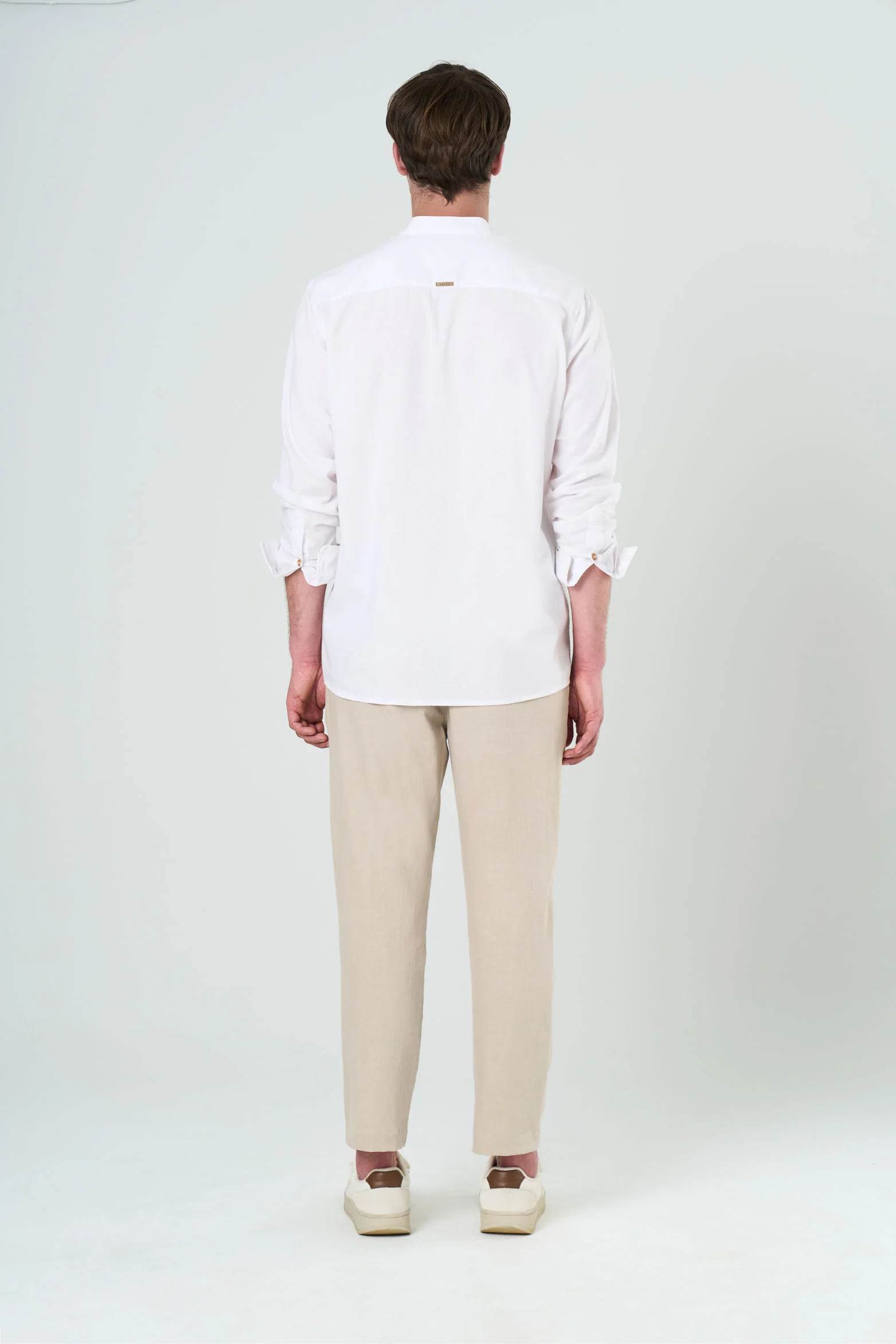 Nerú Long Sleeve Linen Shirt for Men - Image 3