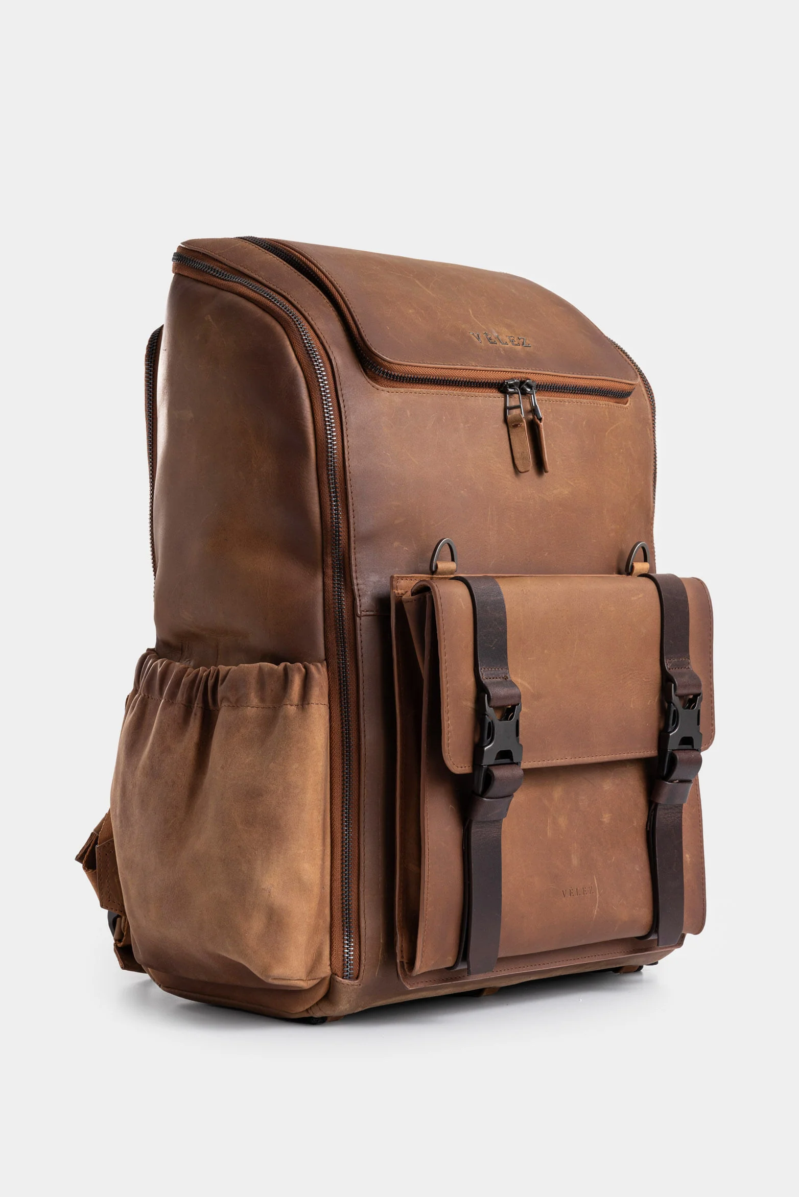 Nomad Leather Backpack for Men, Multifunctional - Image 2
