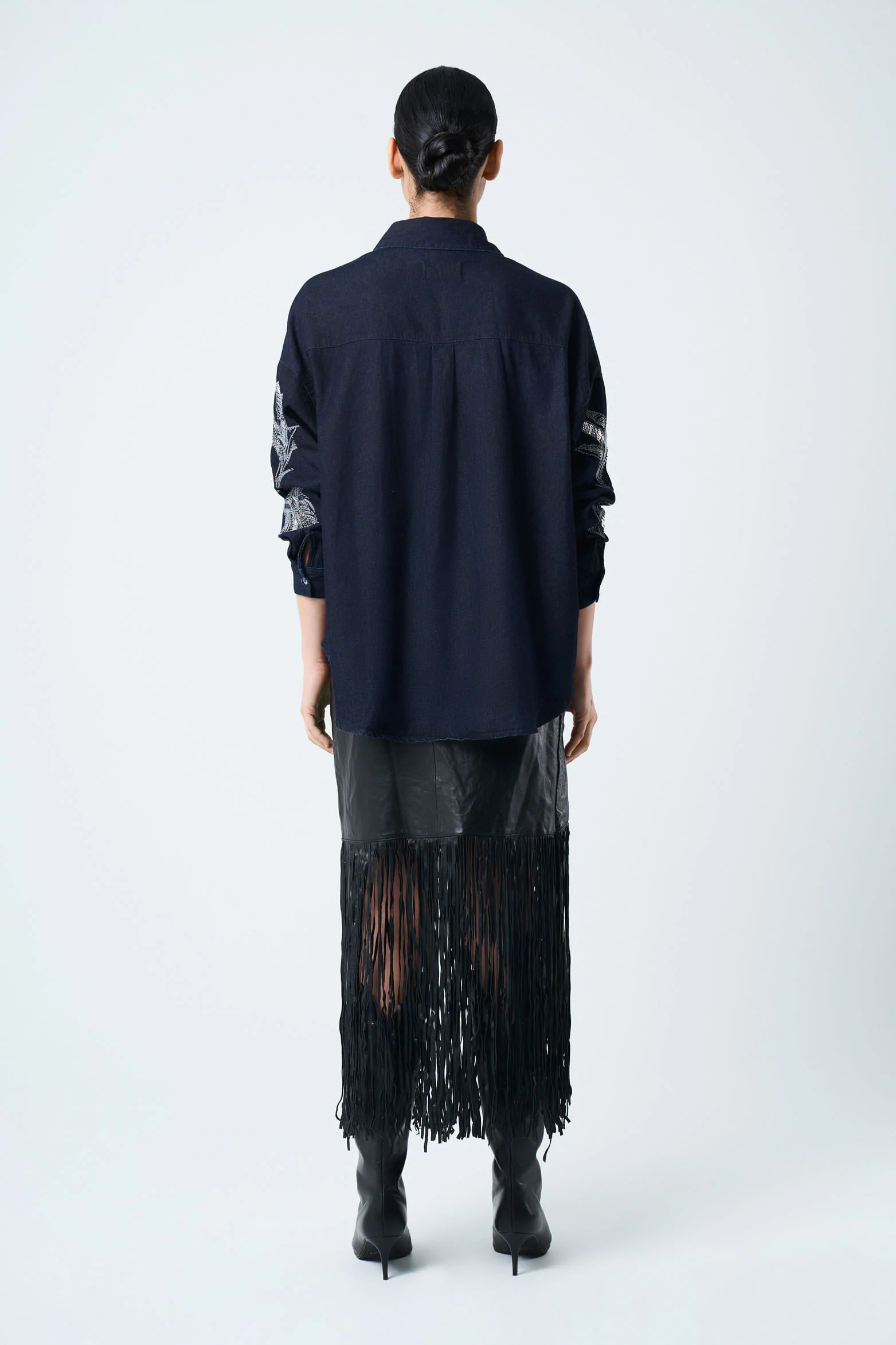 Oversized Shirt for Women with Metallic Embroidery - Image 4