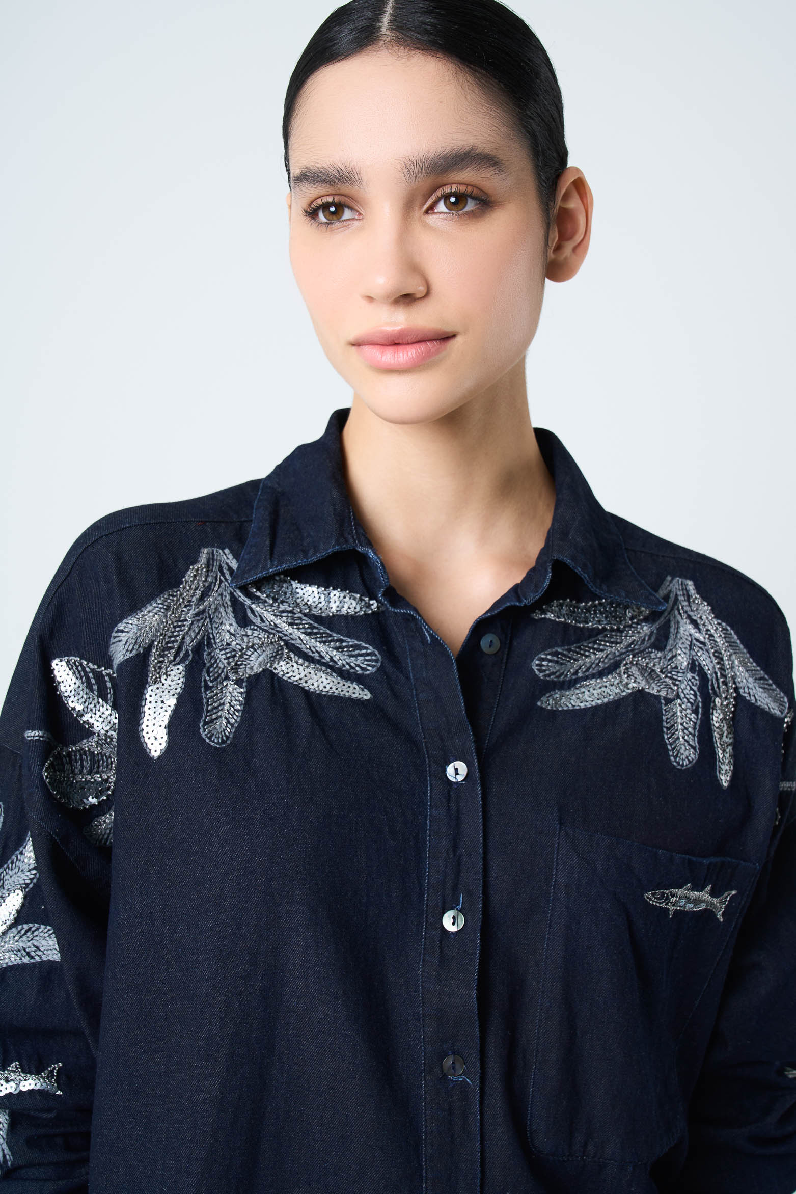 Oversized Shirt for Women with Metallic Embroidery - Image 7