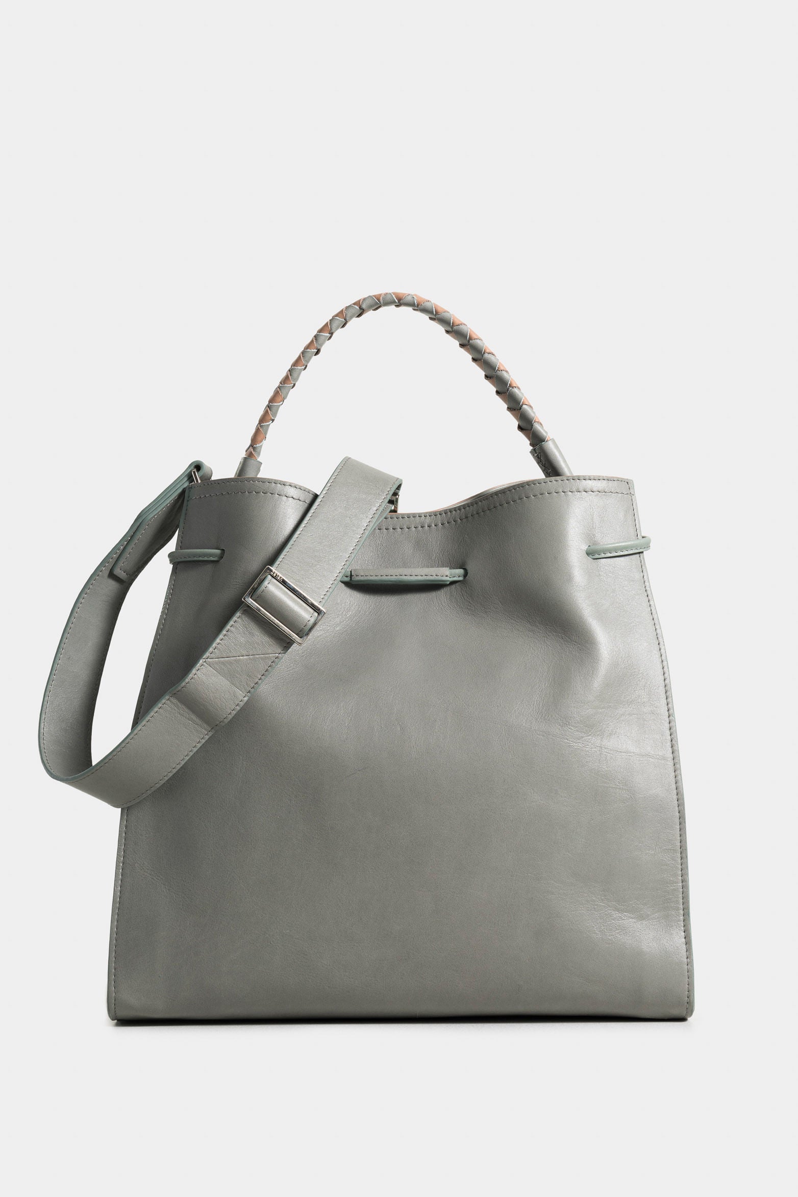 Pers Leather Shopping Bag with Woven Handle for Women - Image 3