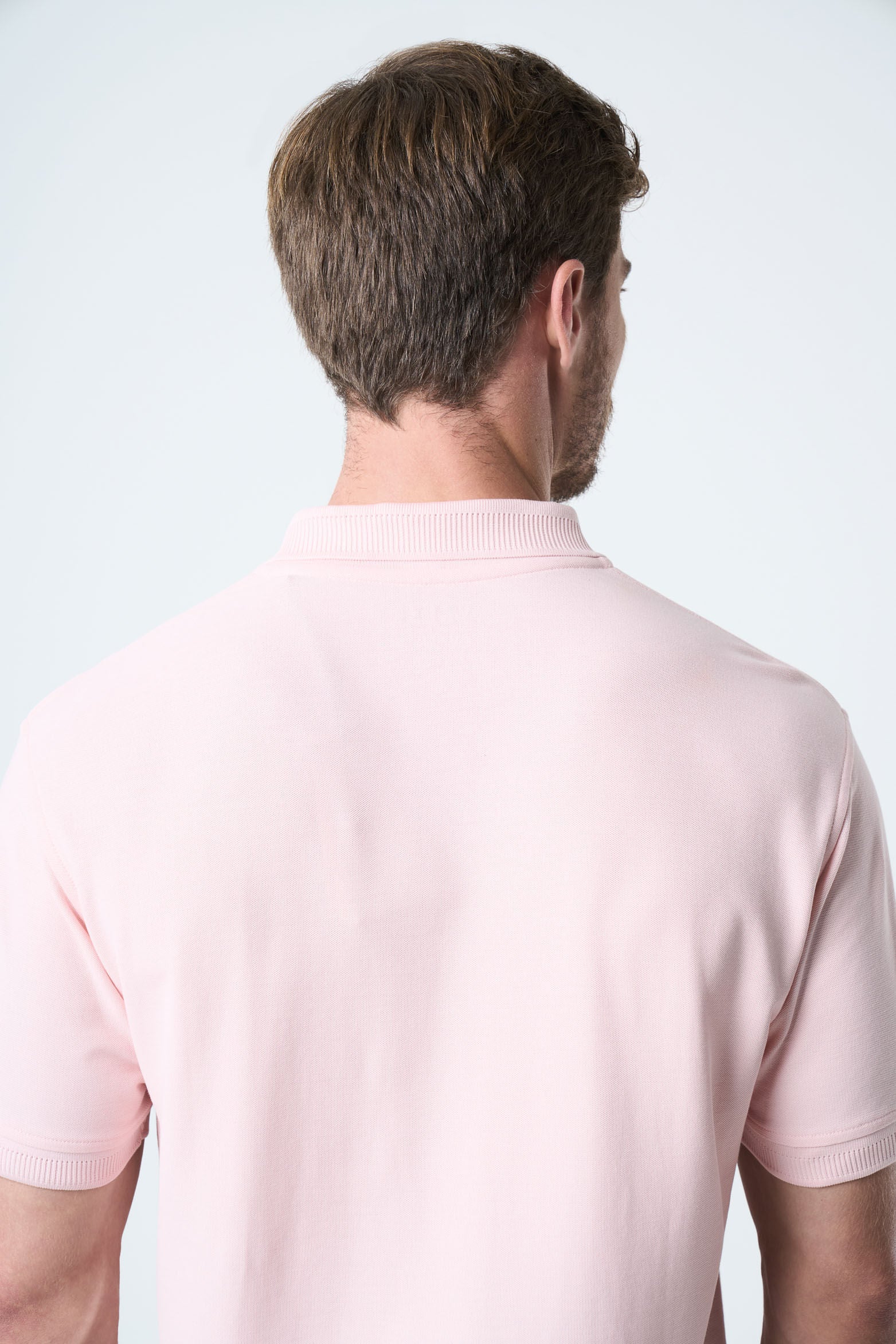 Semi-fit polo shirt for men with jacquard detail - Image 7