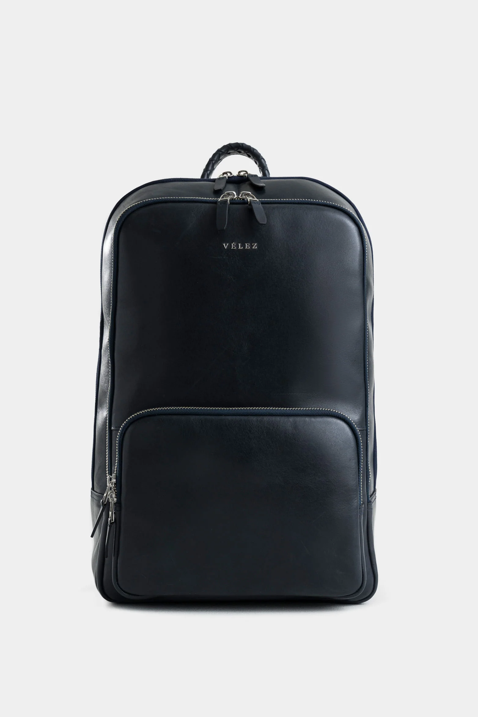 Slim Silhouette Támesis Leather Backpack for Men in Dark Blue