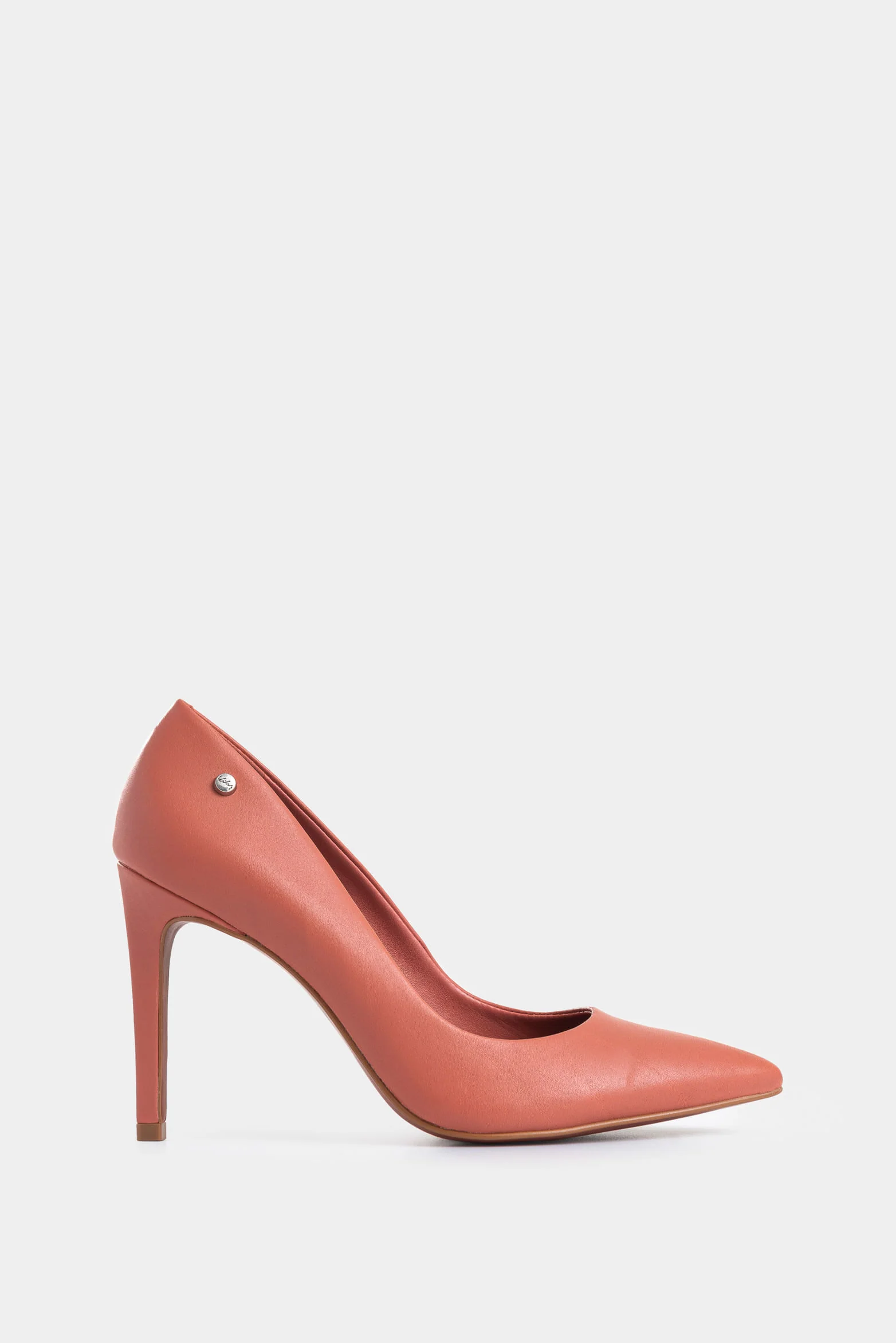 Smooth Leather Closed Toe Heels
