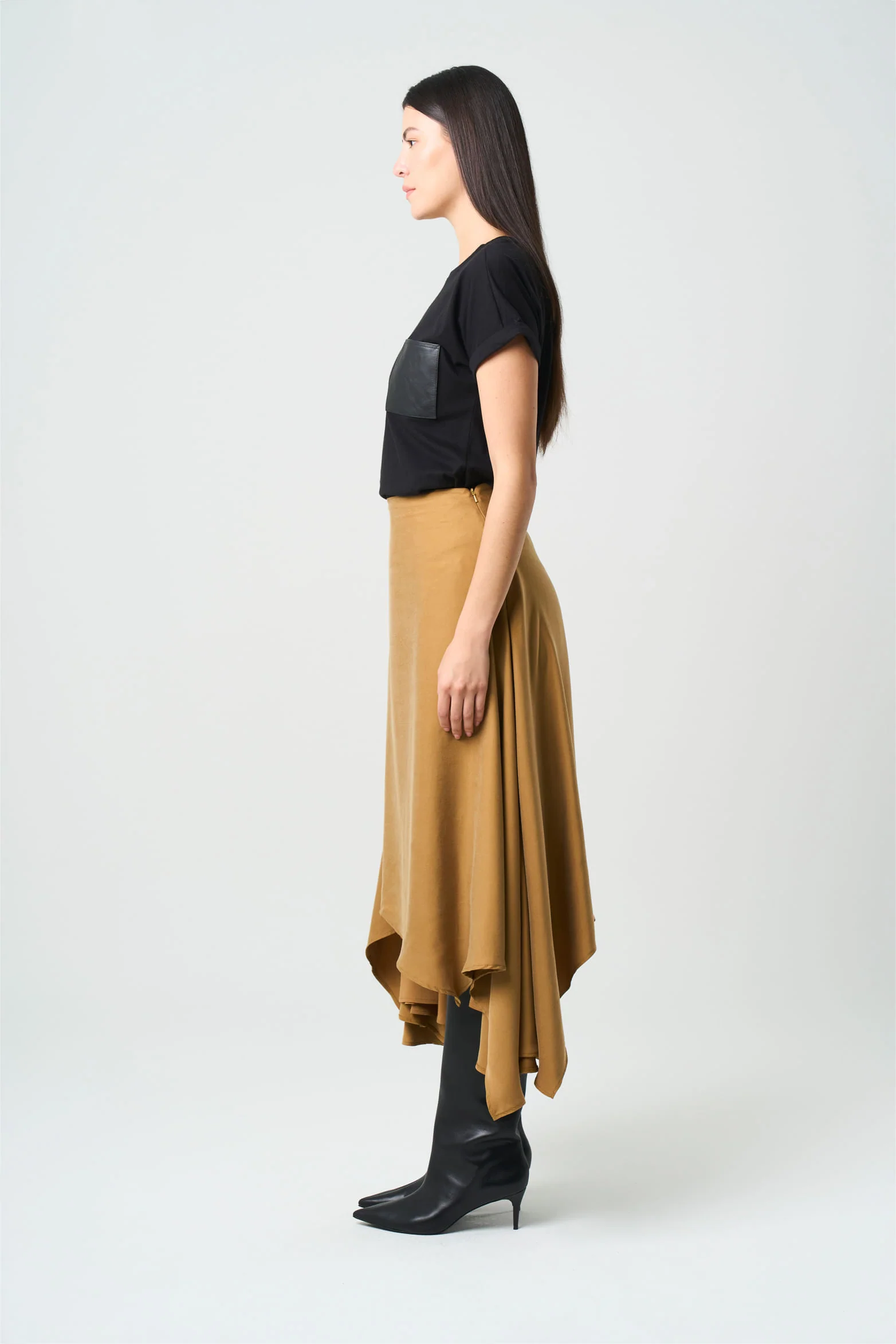 Soren Women's Asymmetrical Maxi Skirt - Image 2