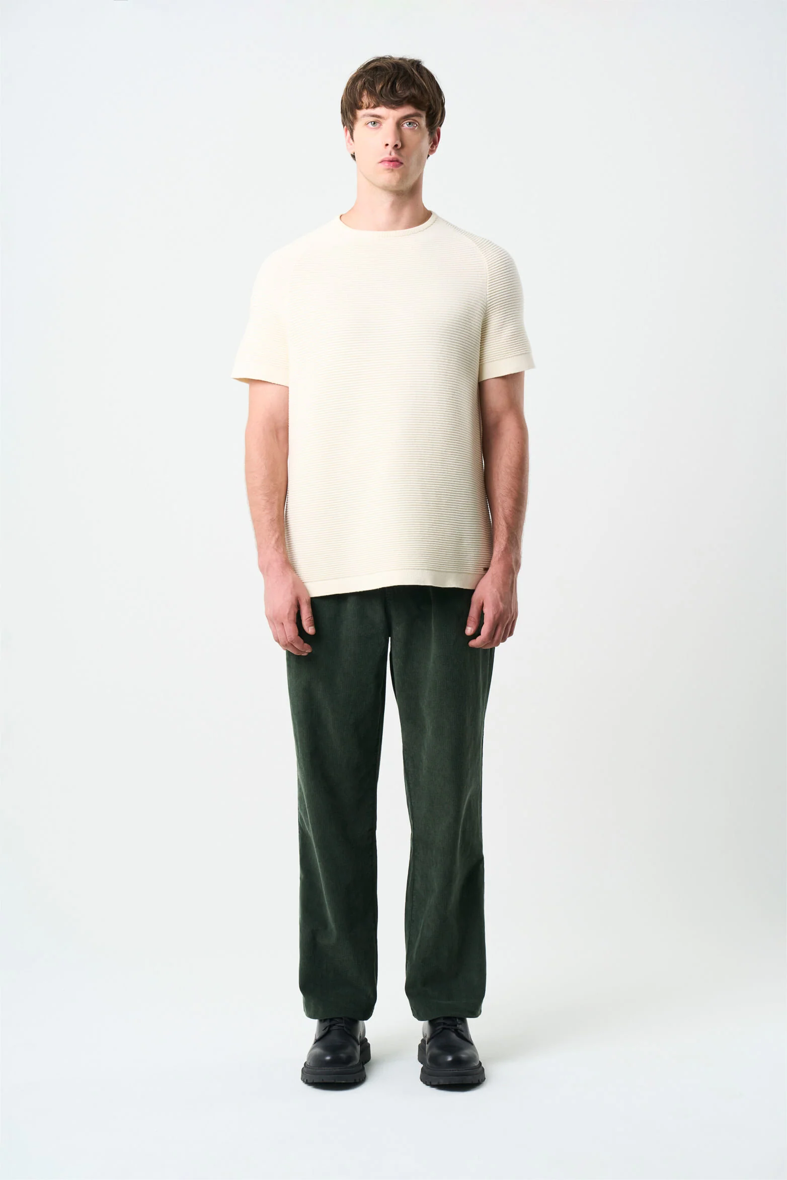 Textured short-sleeved Vida knit T-shirt for men - Image 4