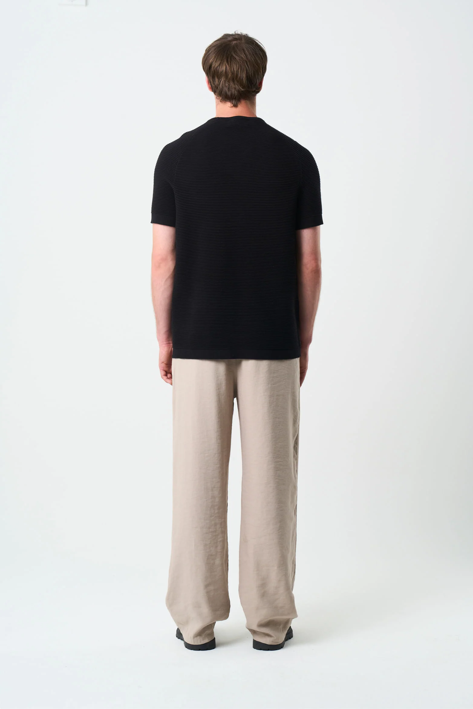 Textured short-sleeved Vida knit T-shirt for men - Image 3