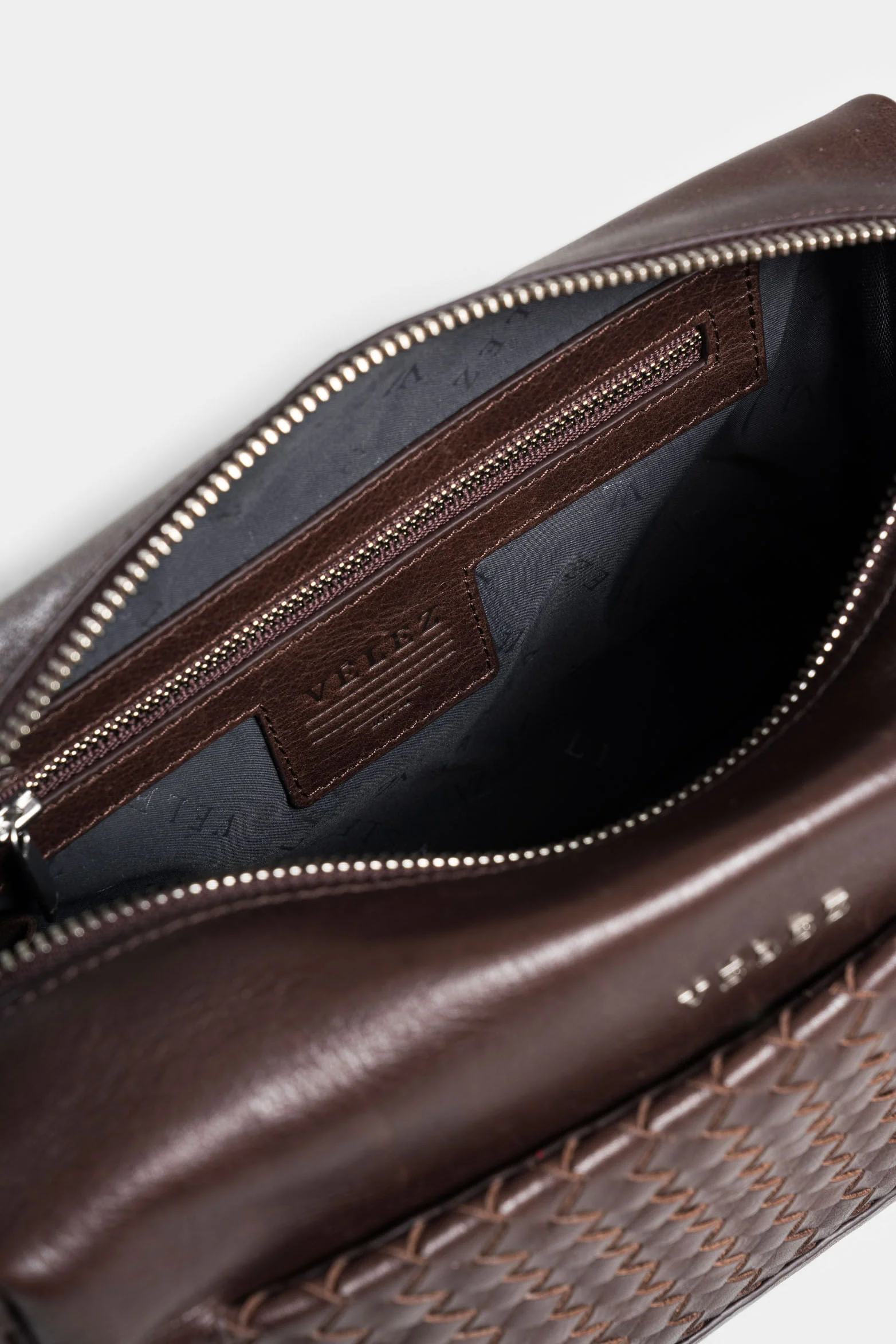 Thames Leather Cosmetic Bag for Men with Front Woven Pocket - Image 5