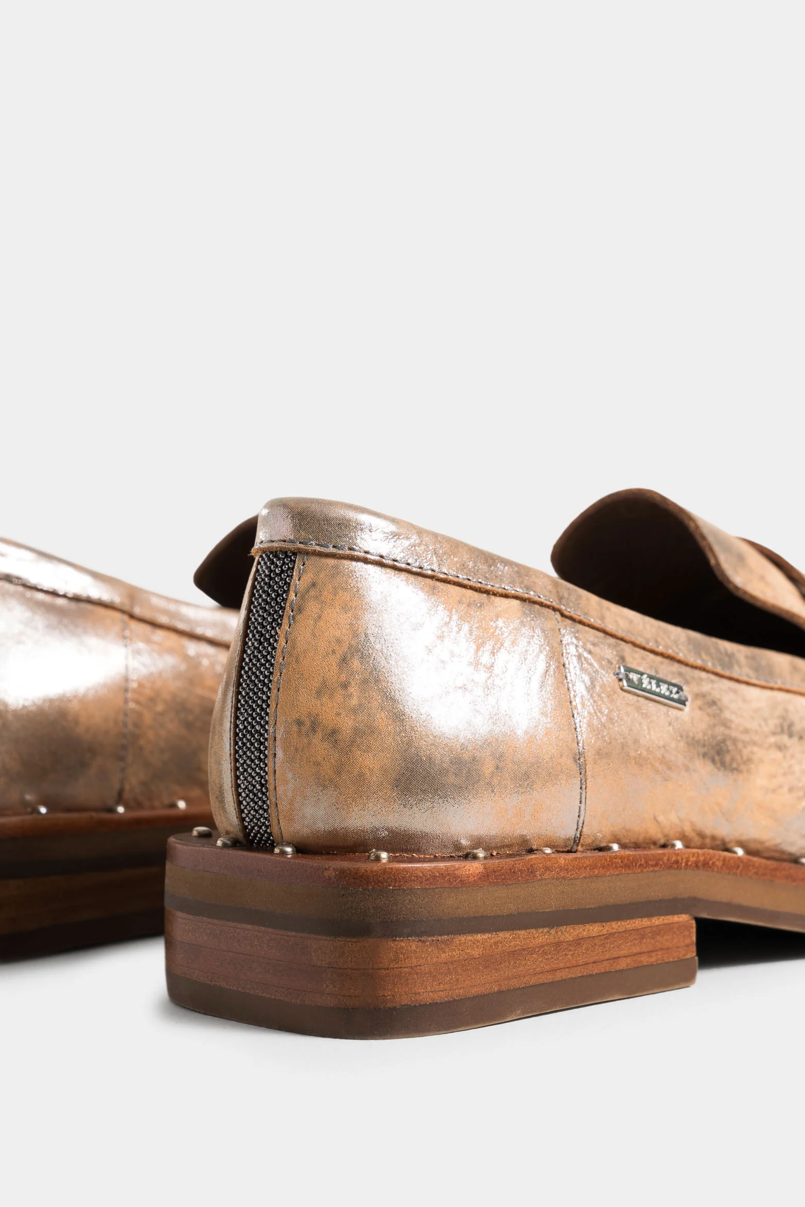Trendy Leather Moccasins with Milleraie Detail for Women - Image 5