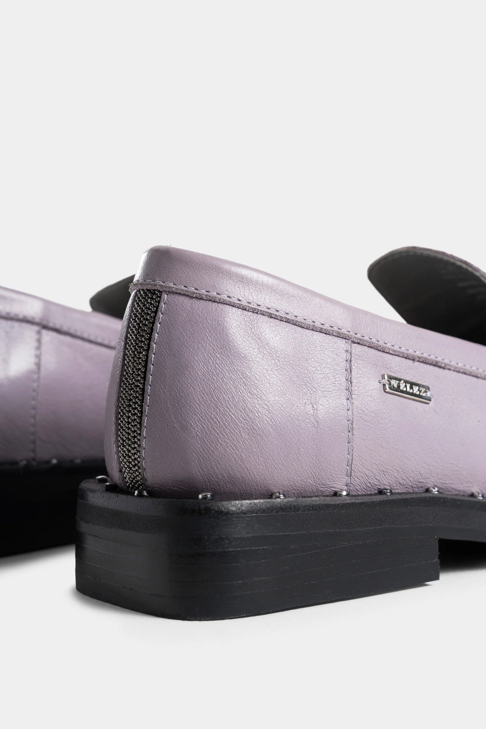 Trendy Leather Moccasins with Milleraie Detail for Women - Image 5