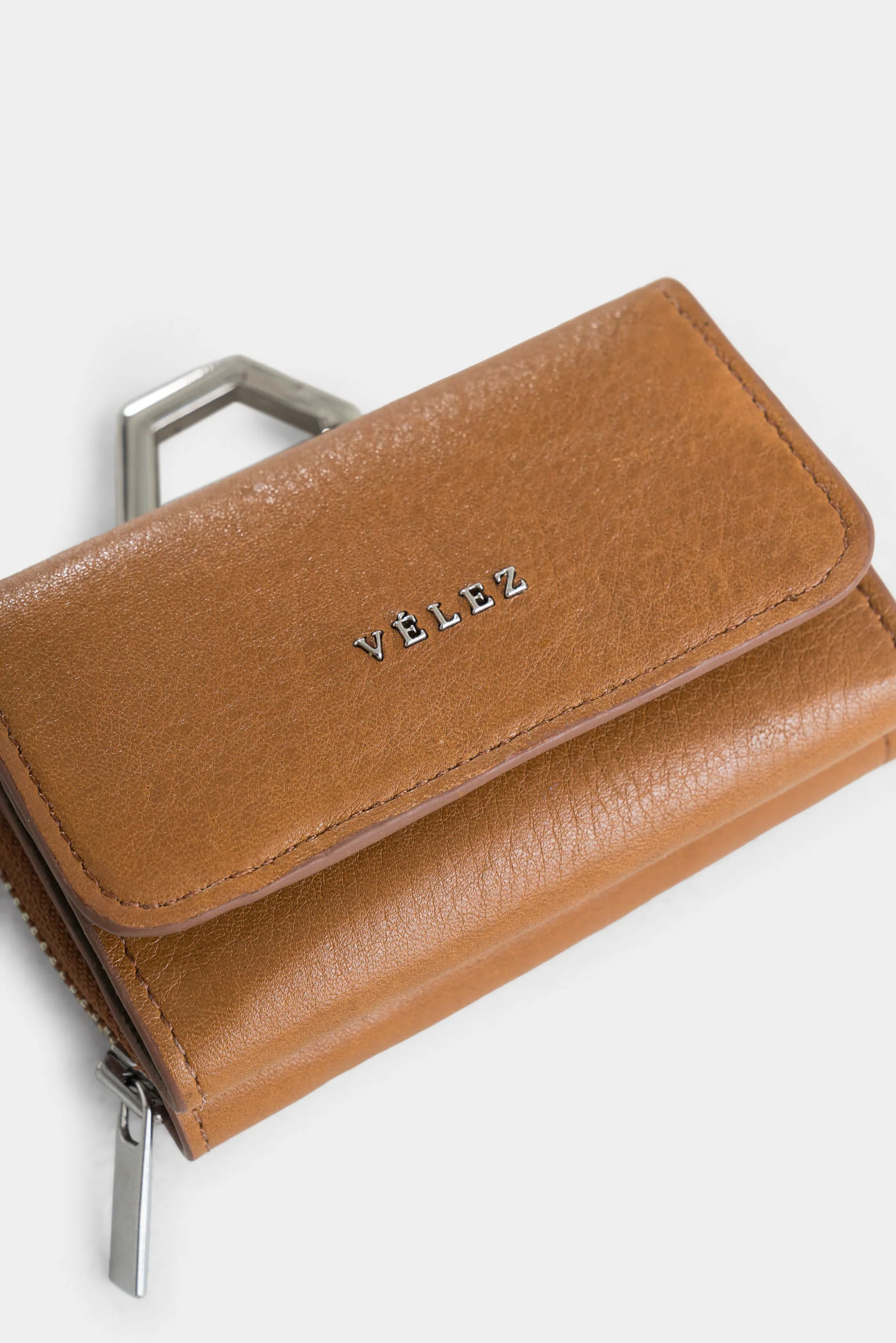 Tropical Leather Coin Purse with Hexagonal Hardware for Women - Image 4