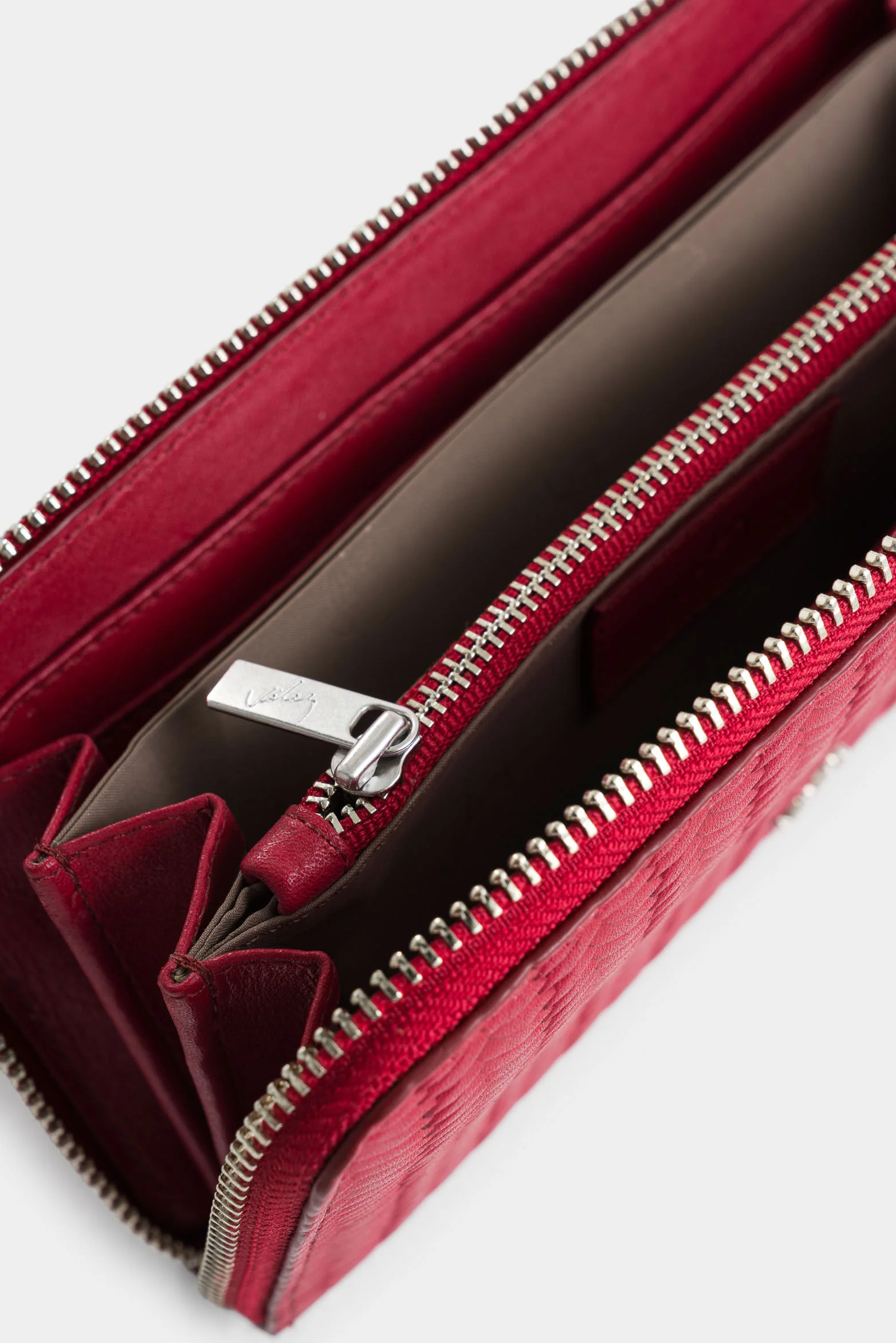 Tulle Leather Checkbook Holder for Women with Basketweave Embossing - Image 5