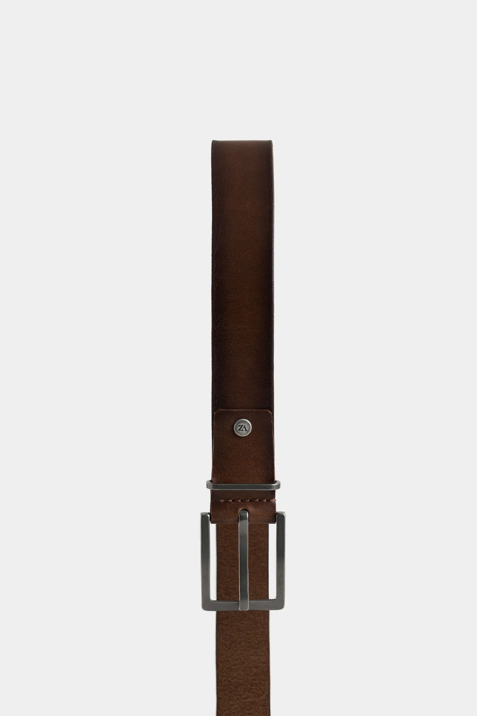 Turkana 2 Trapezoid Tip Leather Belt for Men - Image 2