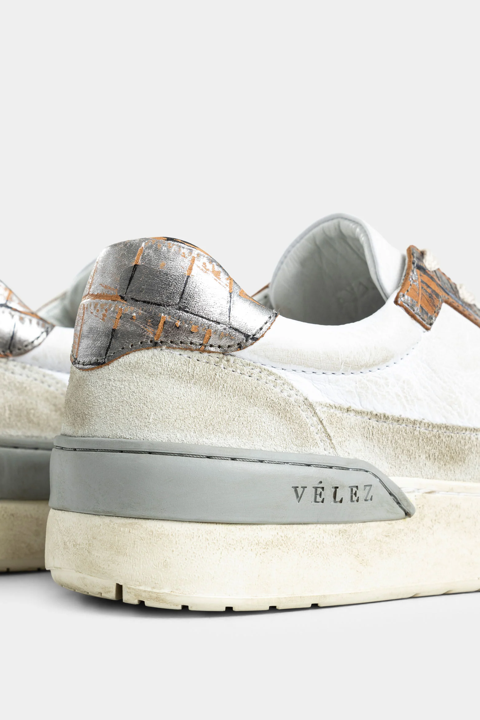 Umbra Box Leather Sneakers for Women with Foil Detail - Image 5