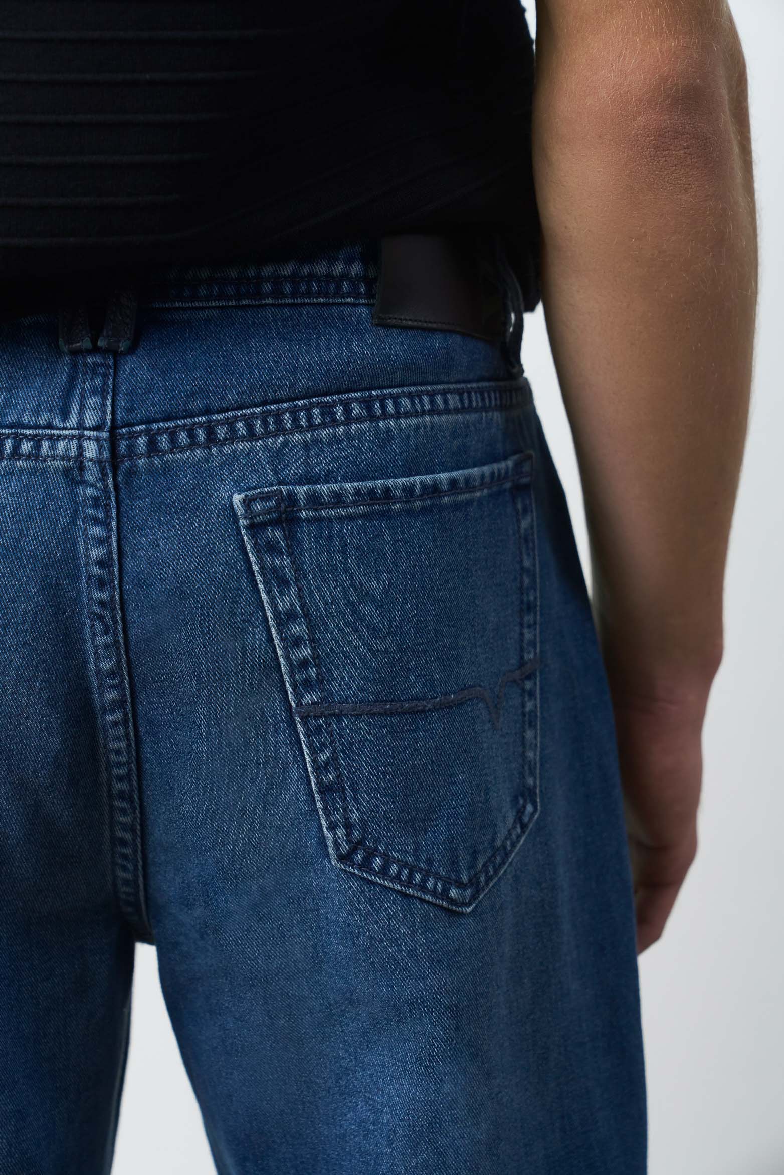 Wisa blue denim jeans for men - Image 5