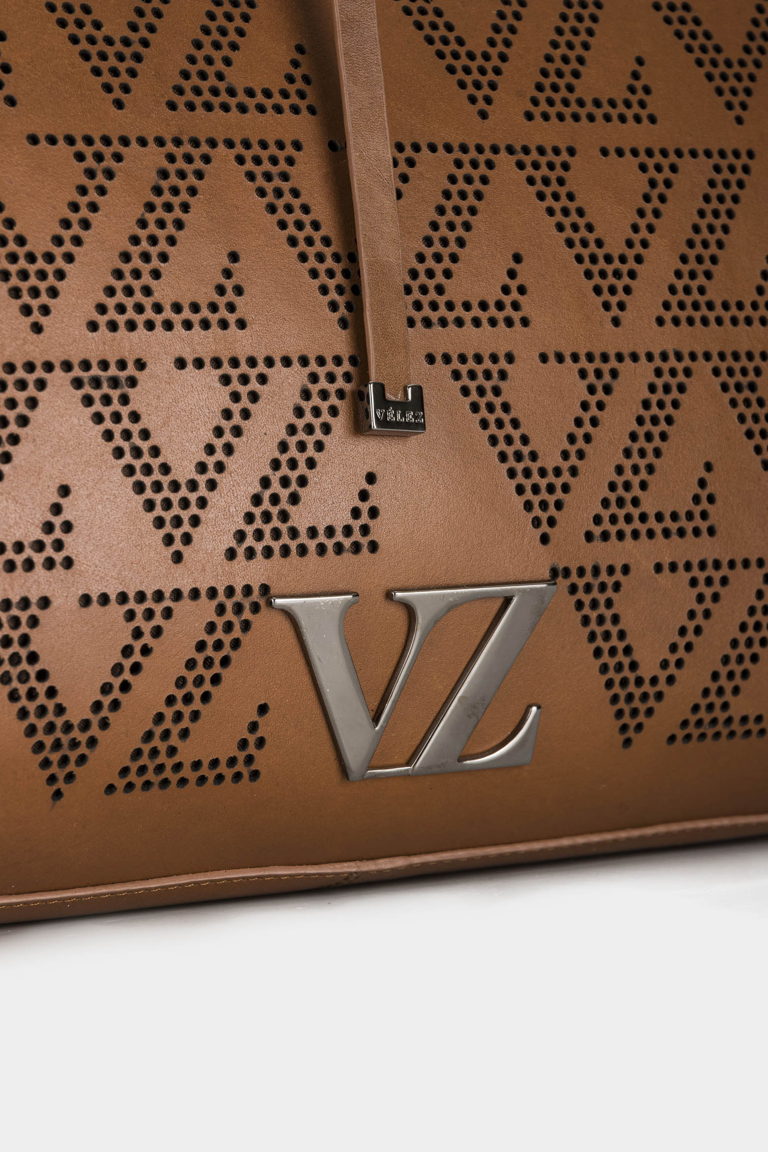 Women’s Antwerp Leather Shopper Handbags with VZ Monogram - Image 5