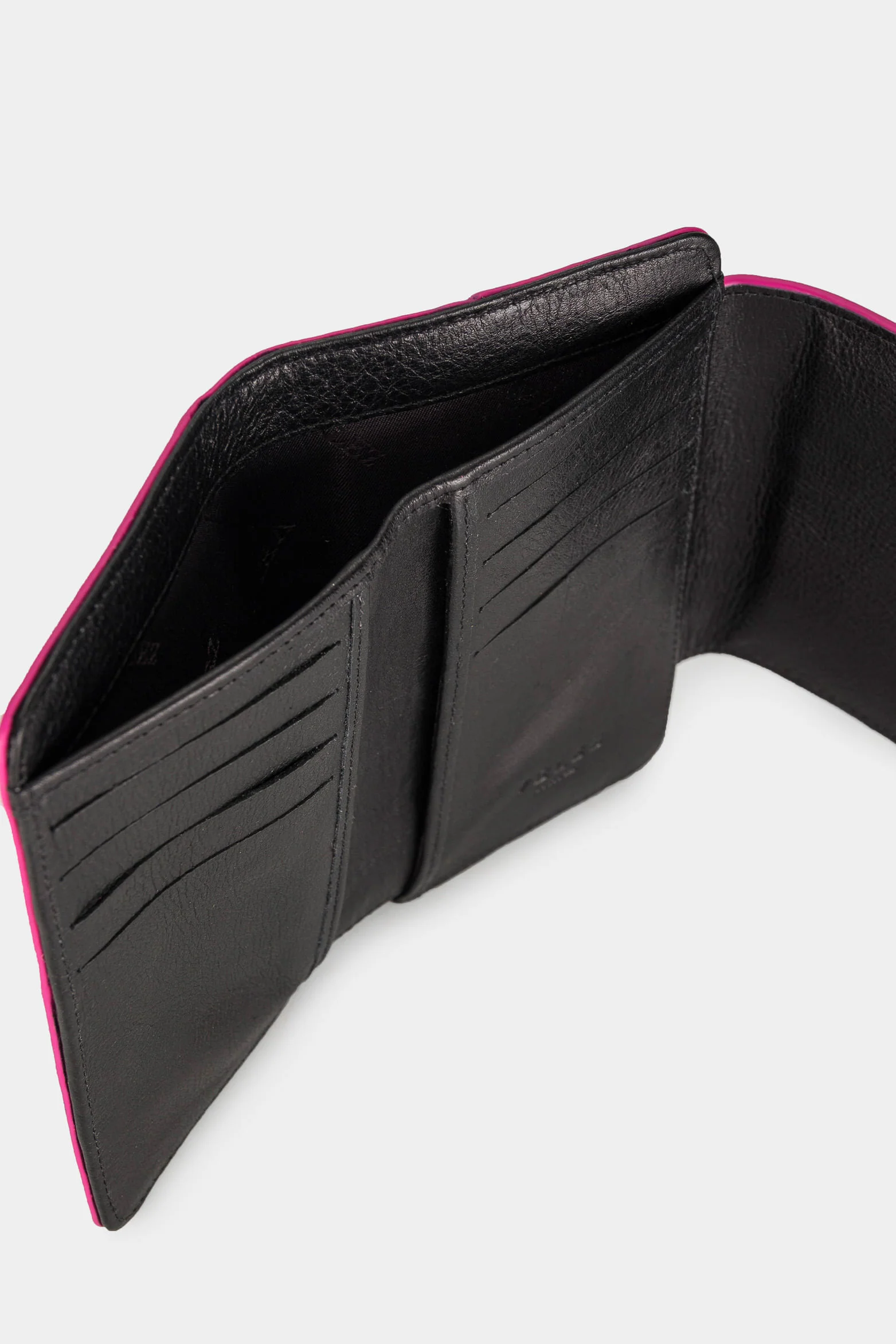 Women’s Bravo Leather Wallet with Contrast Details - Image 7