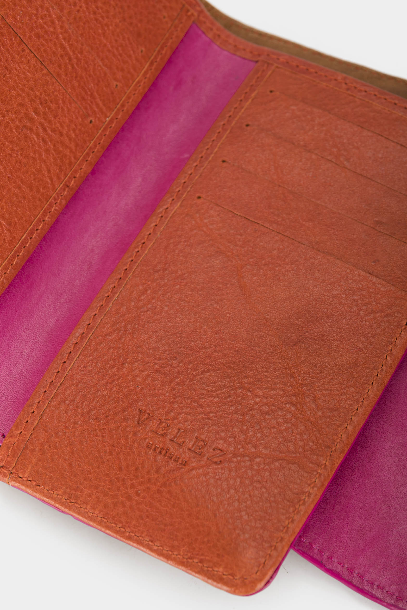 Women’s Bravo Leather Wallet with Contrast Details - Image 5