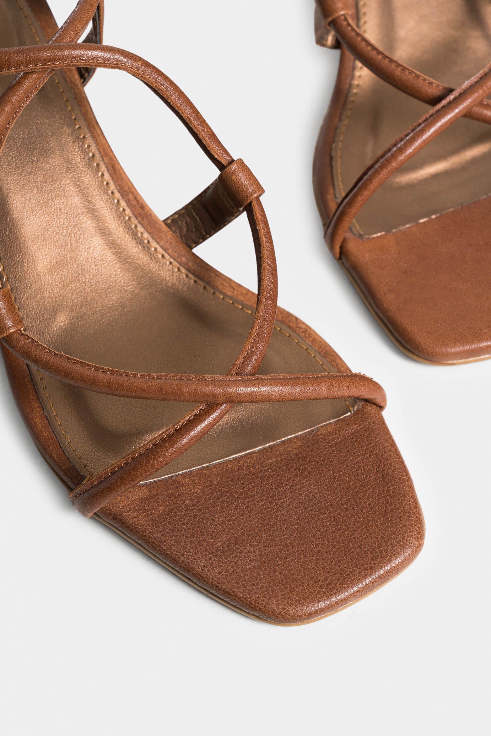 Women’s Caletea Heeled Sandal in Leather with Thin Straps - Image 5
