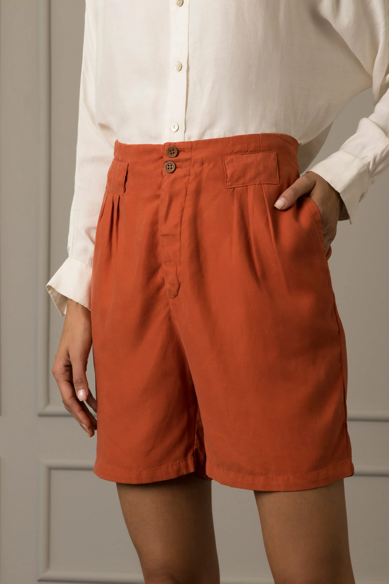 Women’s Flat Weave High-Waisted Shorts - Image 3