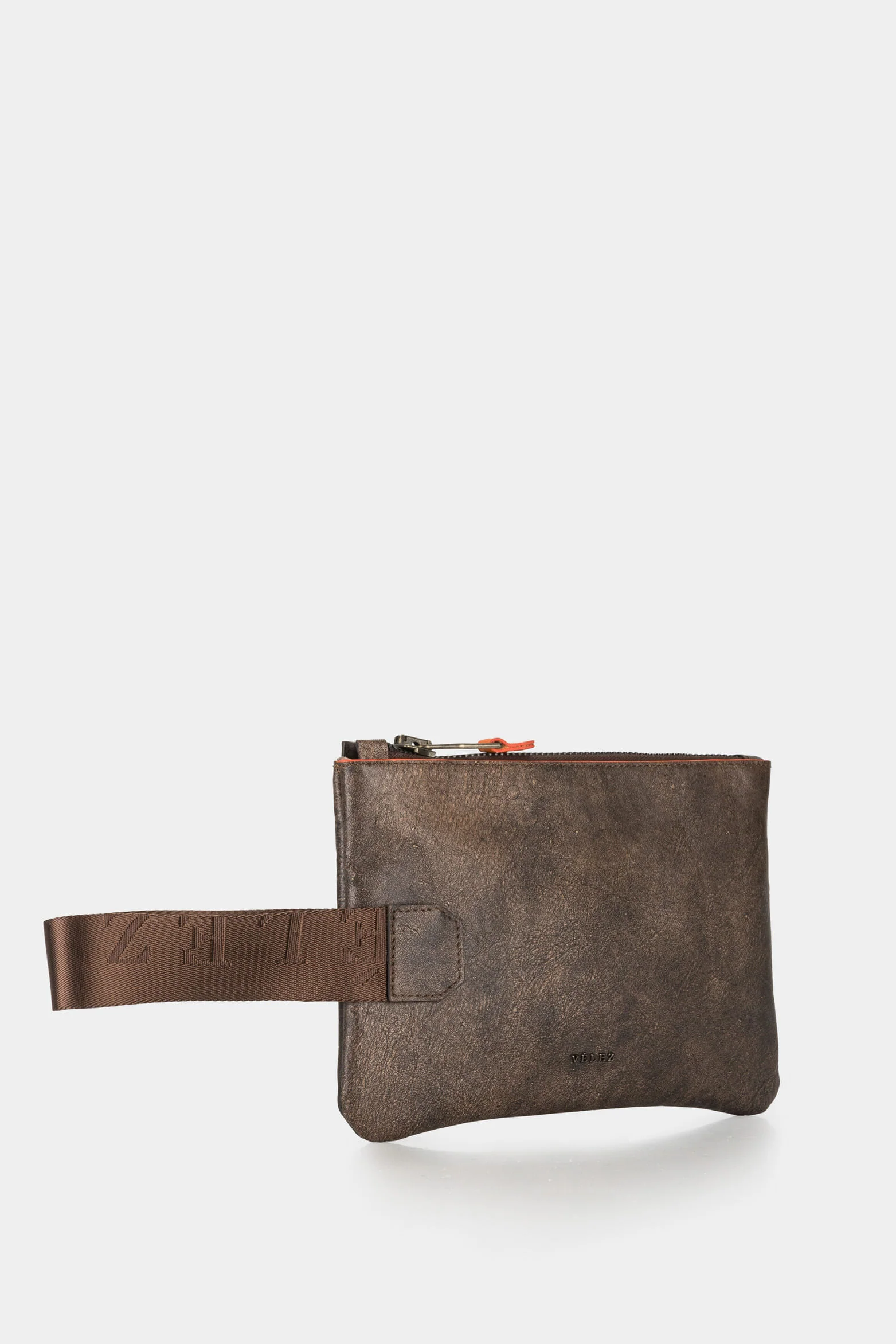 Women’s Formentera Cosmetic Pouch in Leather with Seatbelt-Style Hand Strap - Image 2