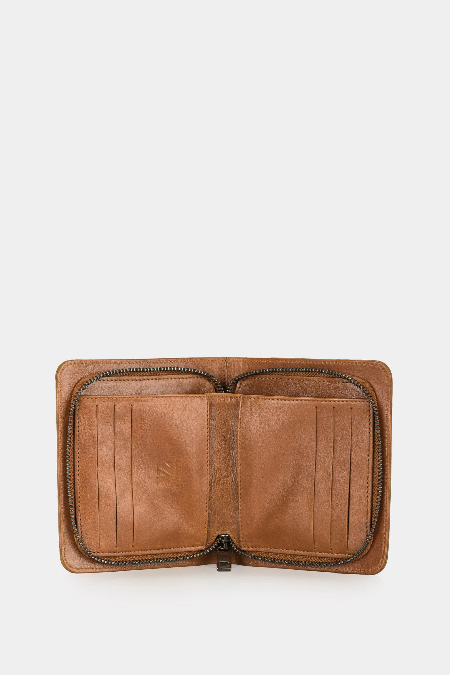 Women’s Kubor Leather Wallet with Metallic VZ Appliqué - Image 2