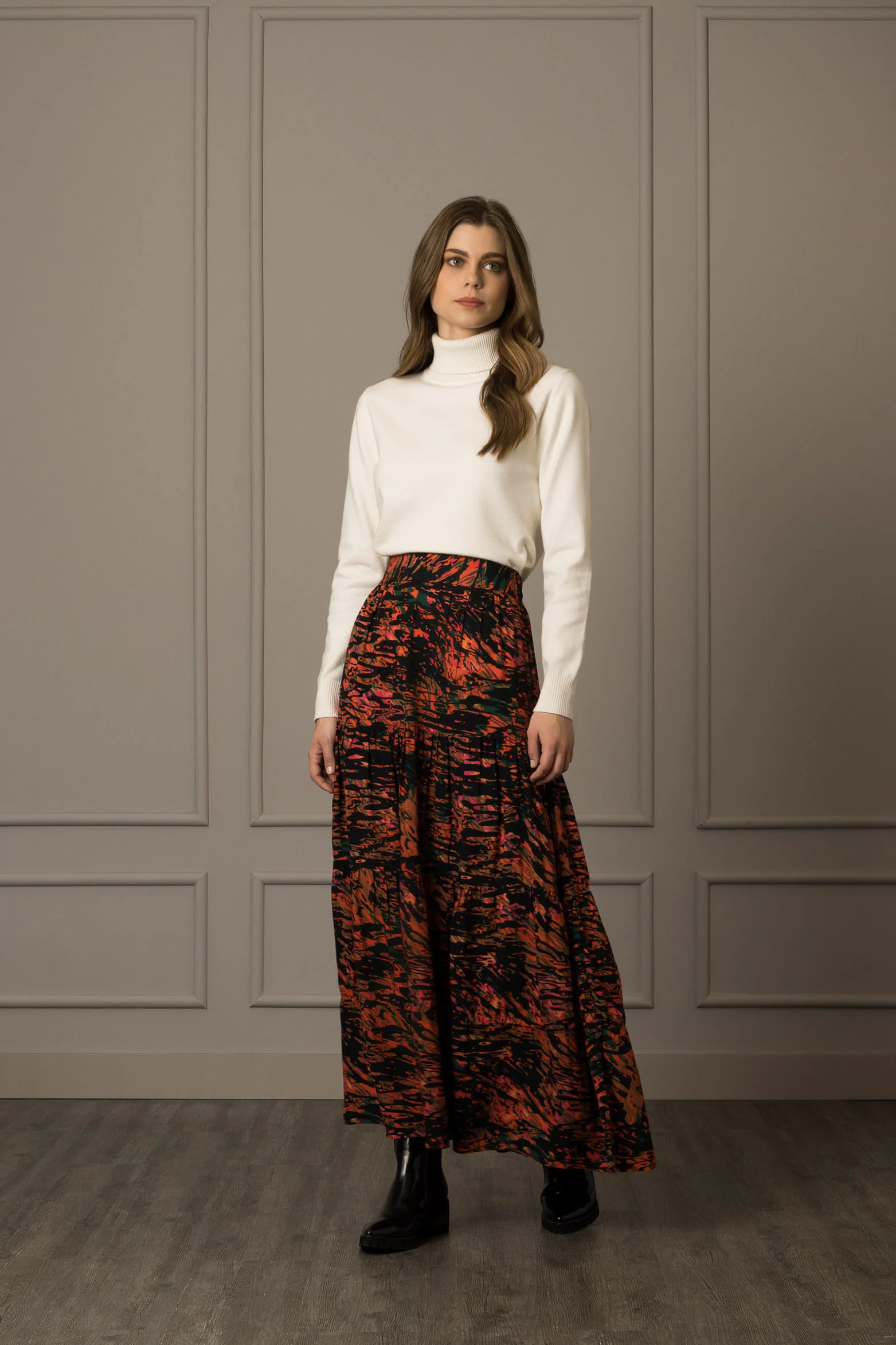Women’s Lumini Maxi Skirt in Multicolor Flat Woven Fabric with Abstract Print