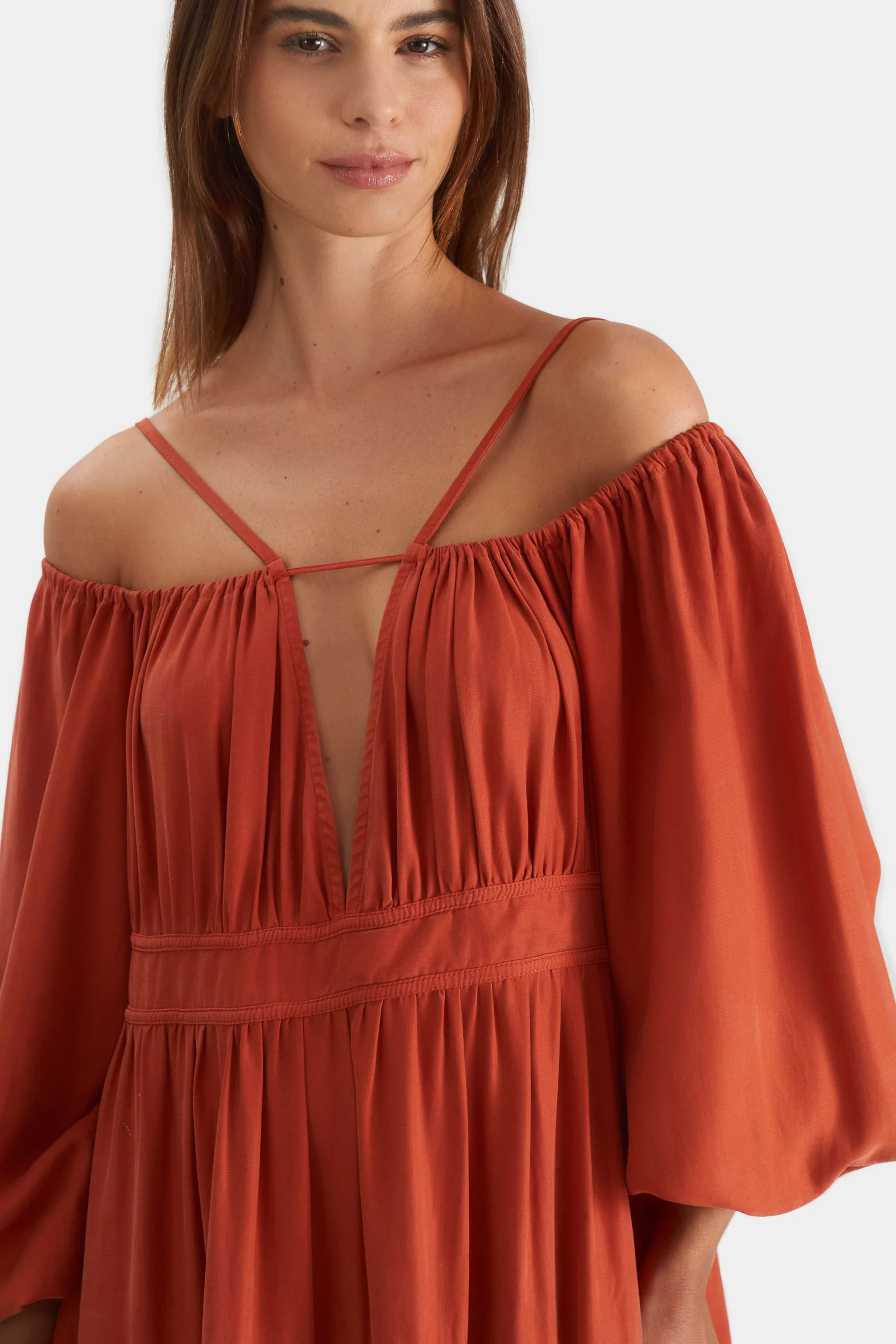 Women’s Milan Dress in Flat Weave with Low Neckline - Image 2