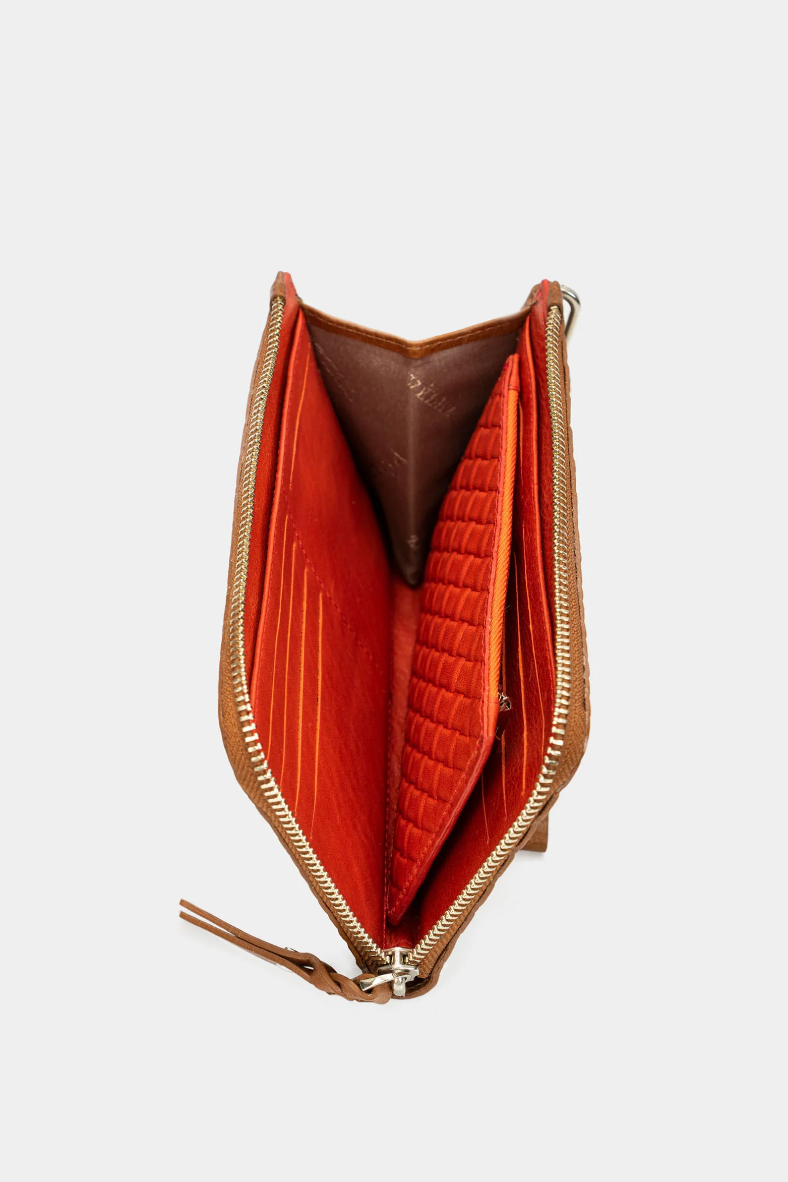 Women’s Moss Wallet in Embossed Honey Leather with Woven Look - Image 2