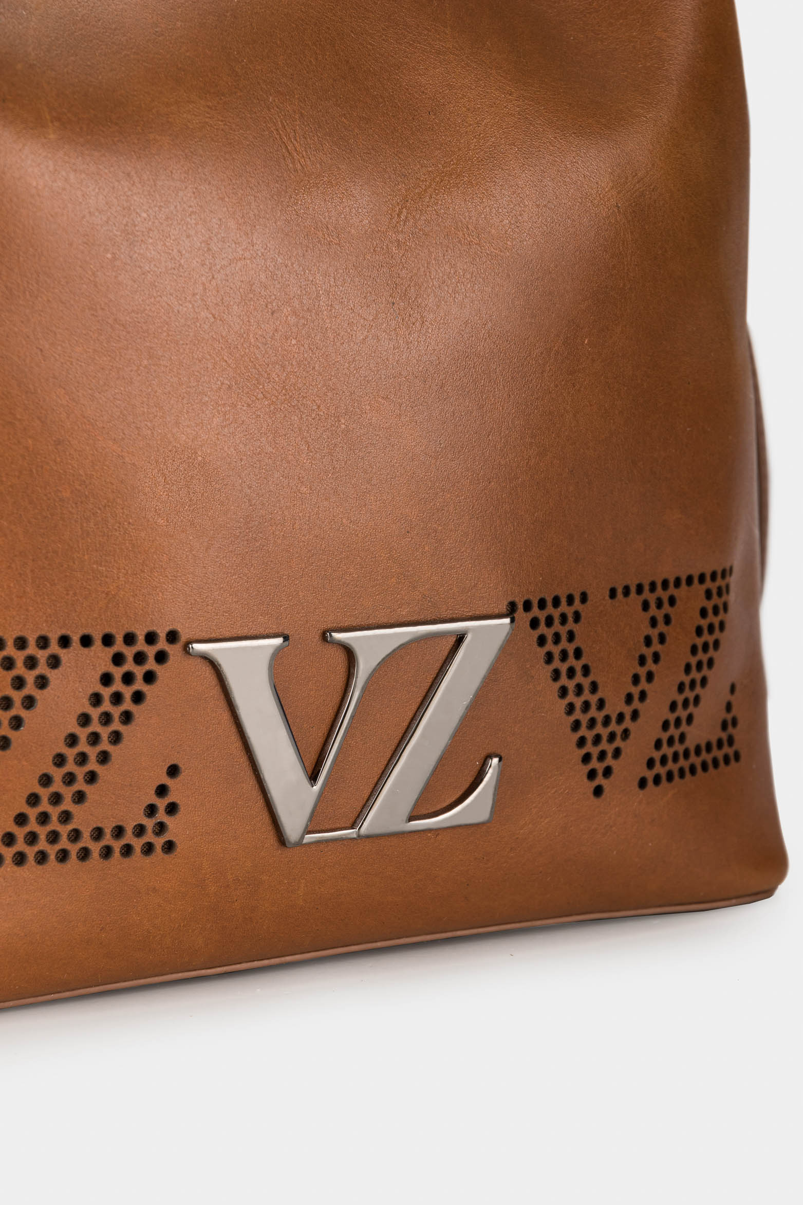 Women’s Sakai Leather Shopper Handbags with VZ Monogram - Image 4