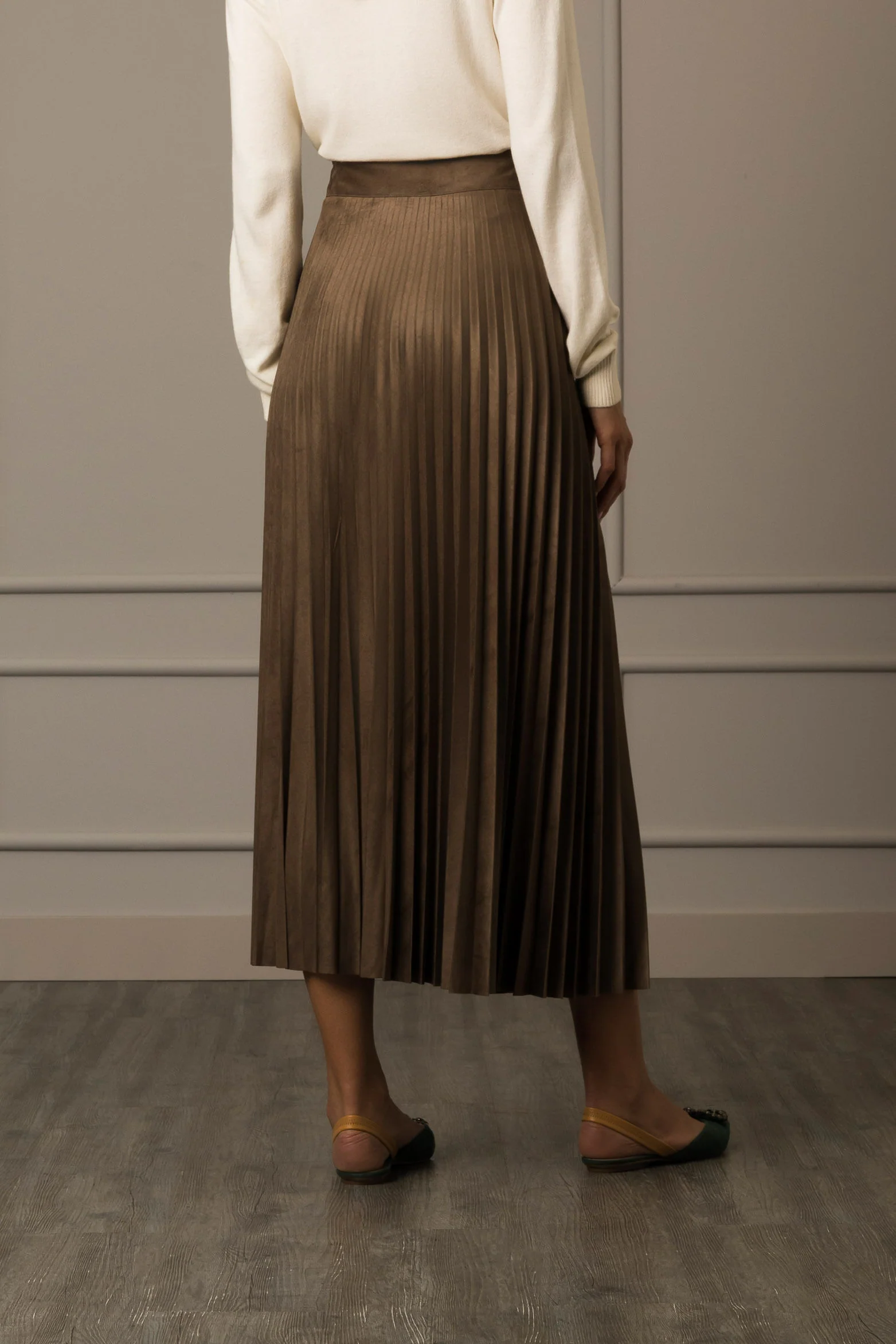 Women’s Soul Pleated Knit Skirt - Image 4
