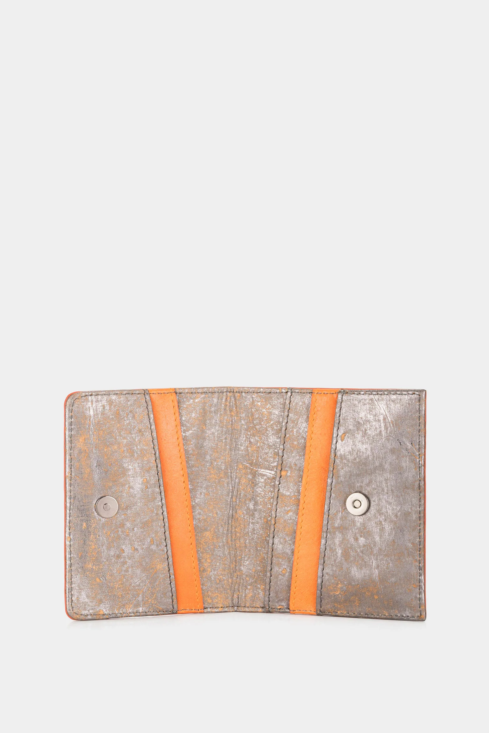 Women’s Splash Leather Card Holder with Seatbelt-Style Wrist Strap - Image 2