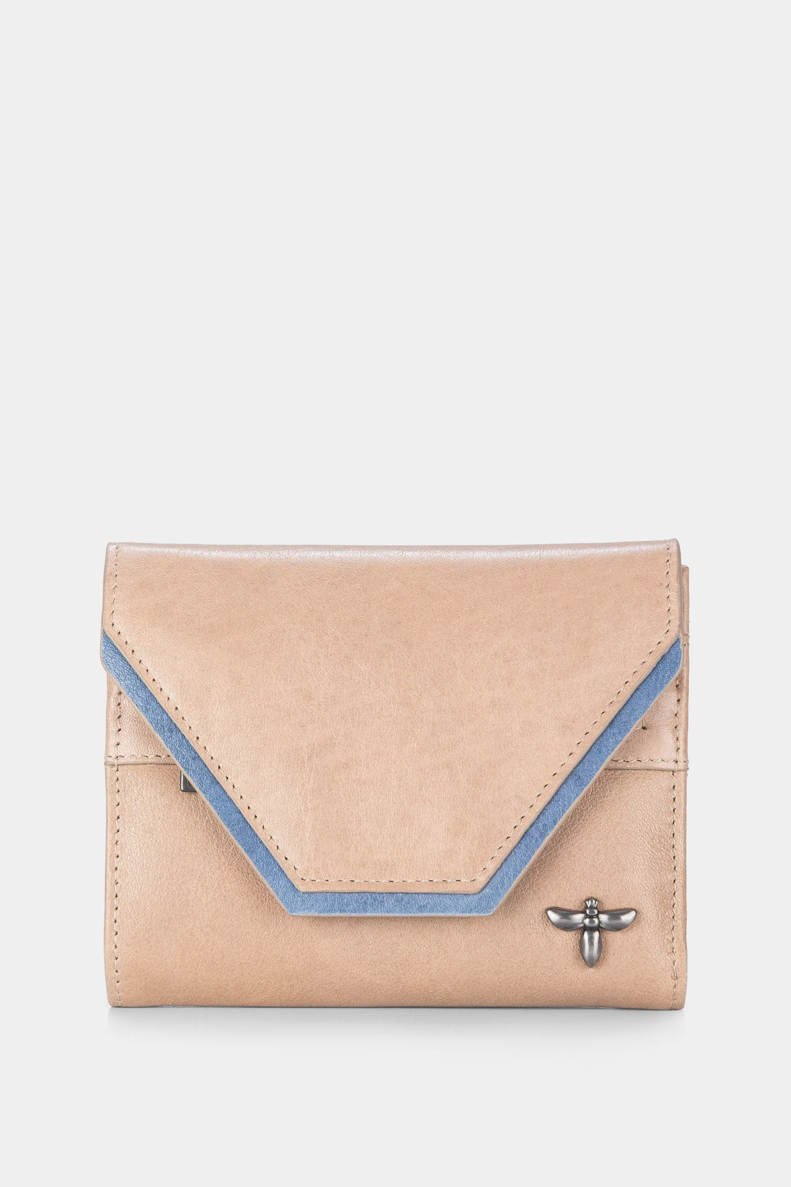 Women’s Twist Wallet in Leather with Snap Closure System
