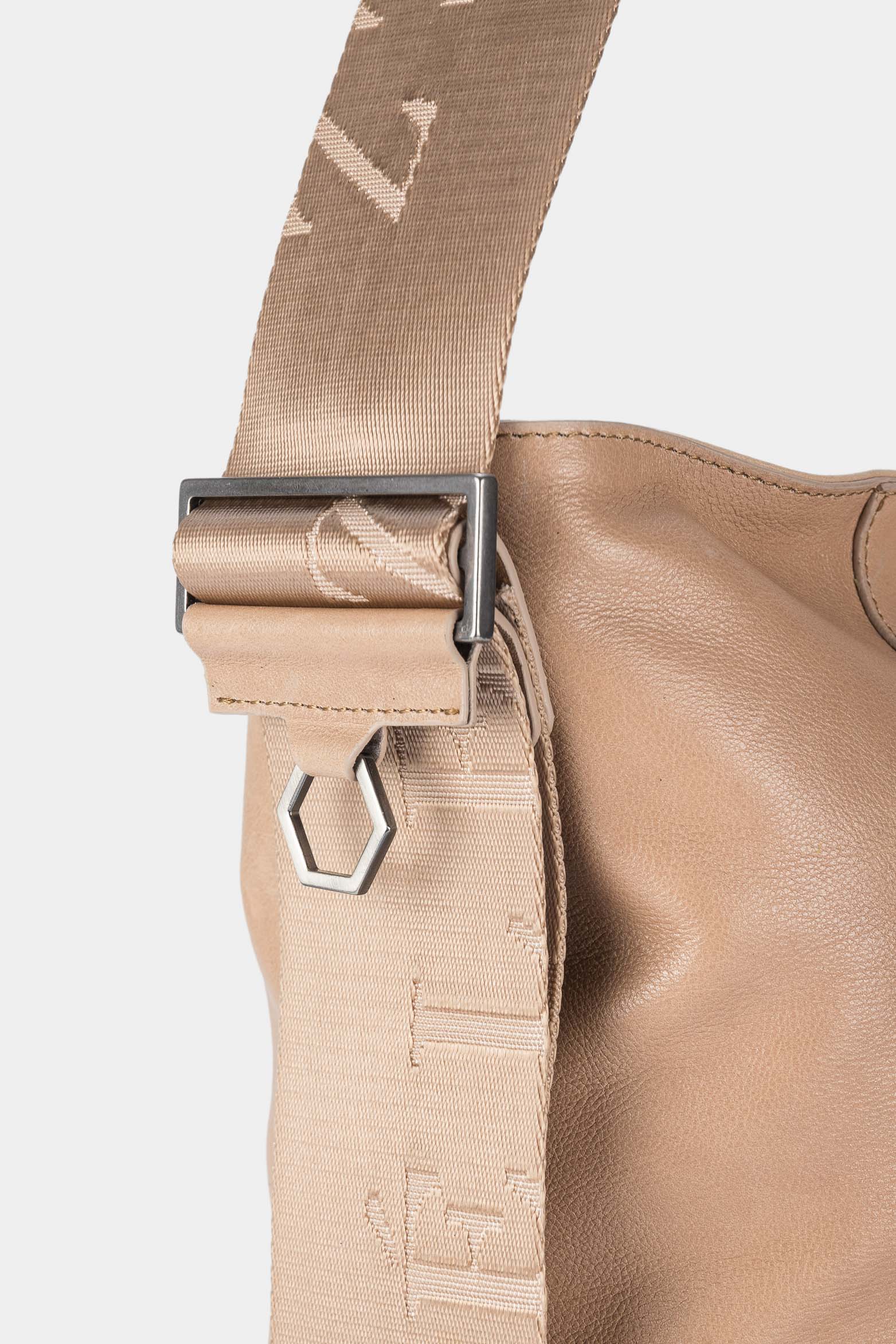 Women’s Venus Shopper Handbags in Leather with Woven Side Detail - Image 5