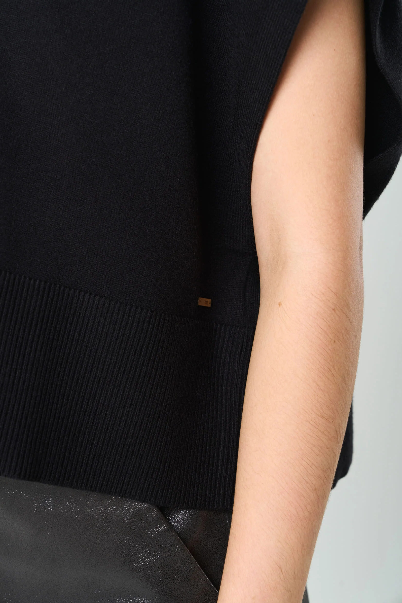 Women's Bora Knit Polo Boxy Silhouette - Image 7