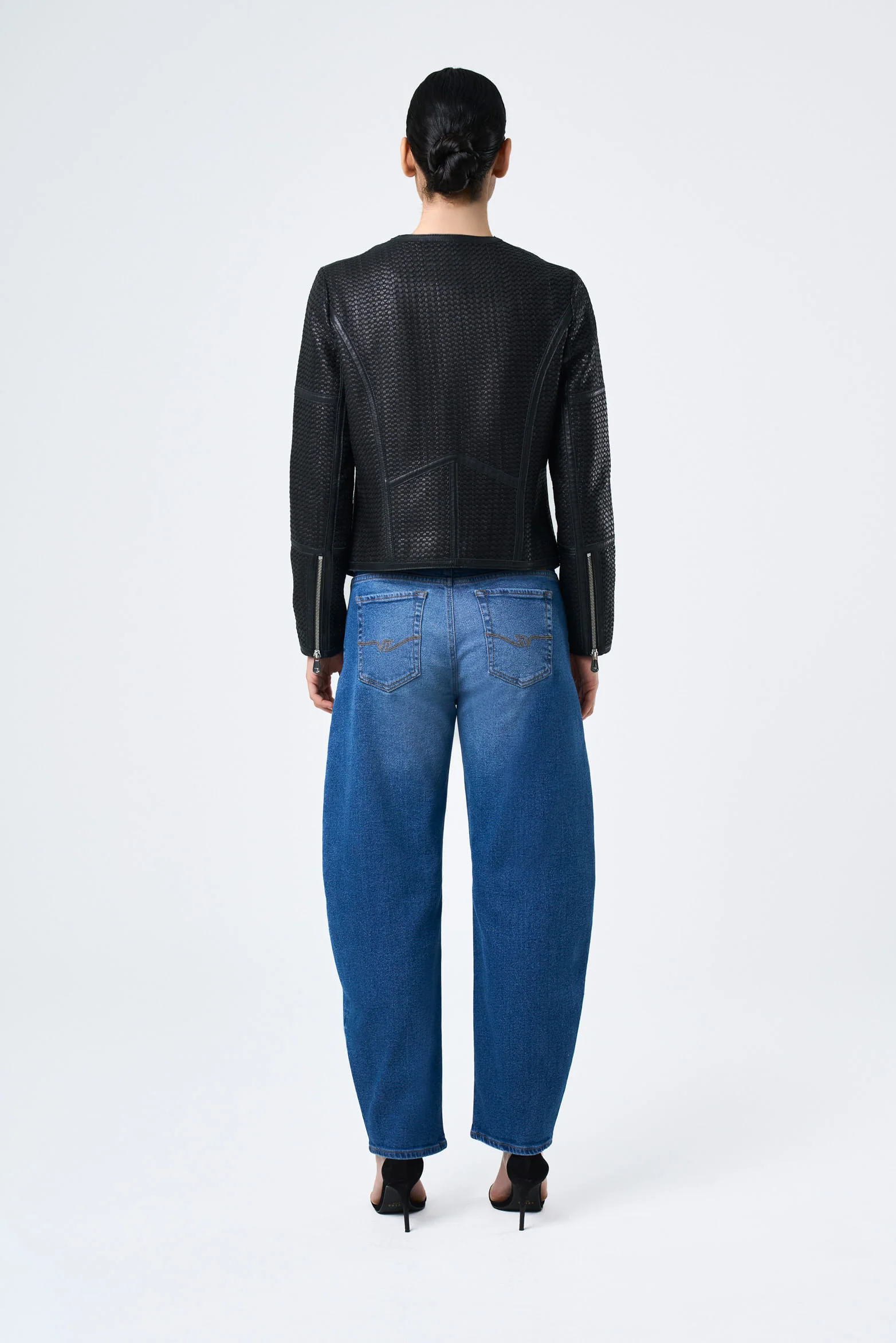 Women's Calixto Comfort Barrel Jeans - Image 3